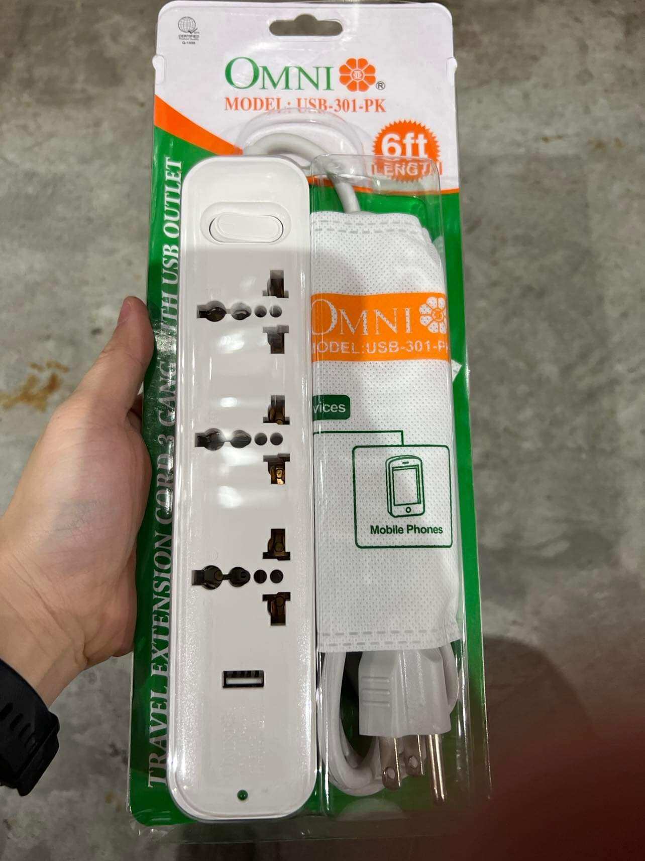 USB301PK Omni Extension Cord with 1 USB Outlet 6 Feet with on off