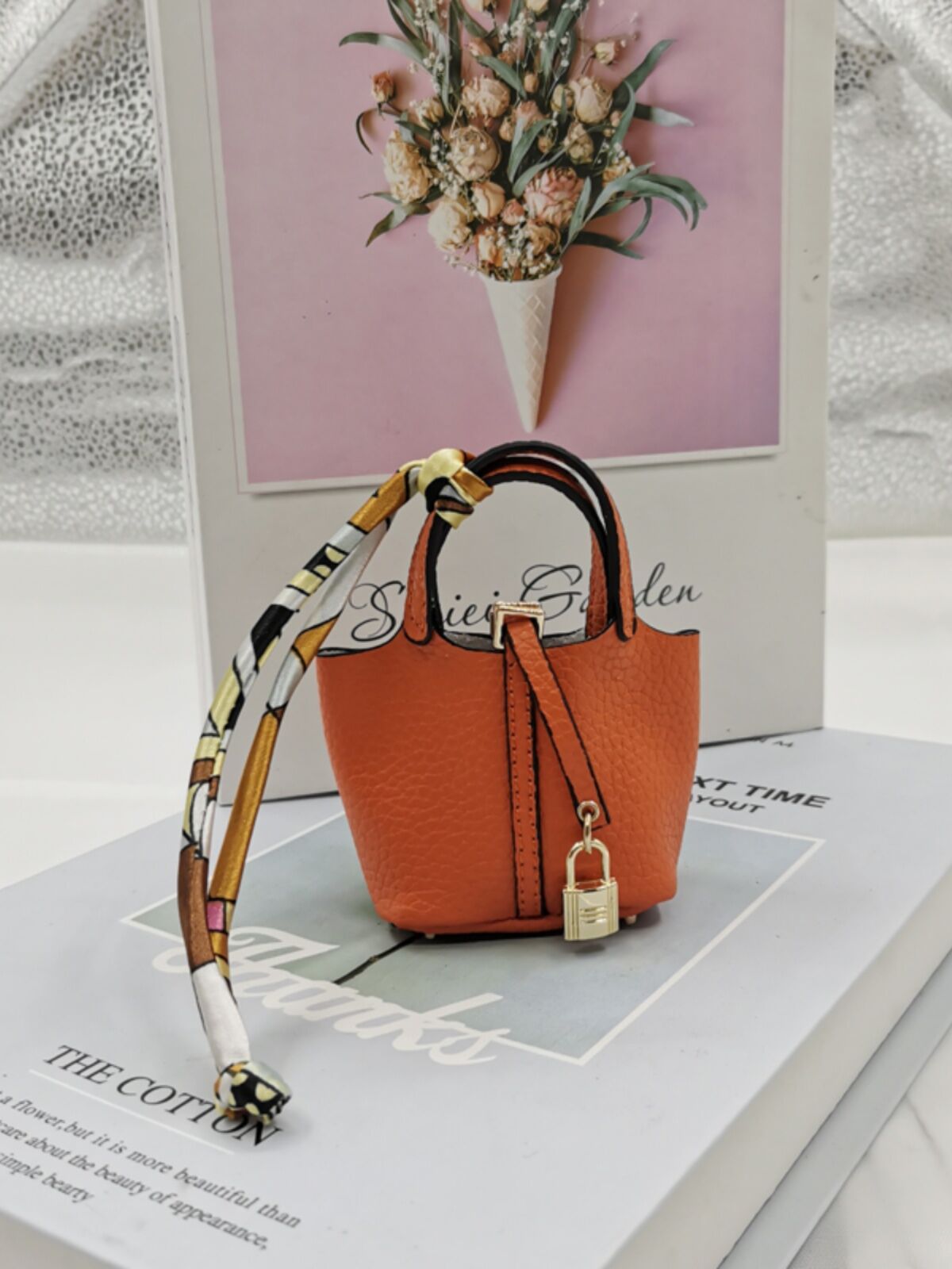 Suitable for Hermes Fashion H Mini Vegetable Basket High Quality Women's Bag Pendant Bucket Bag Kelly Birkin Bag