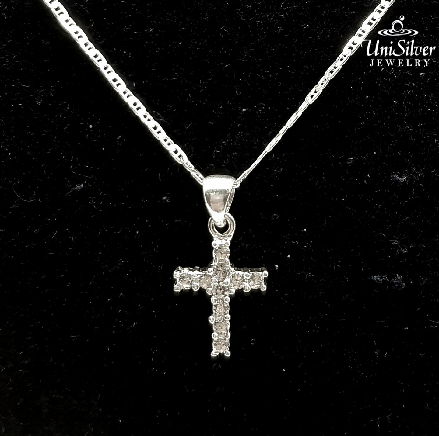 Unisilver cross store pendant