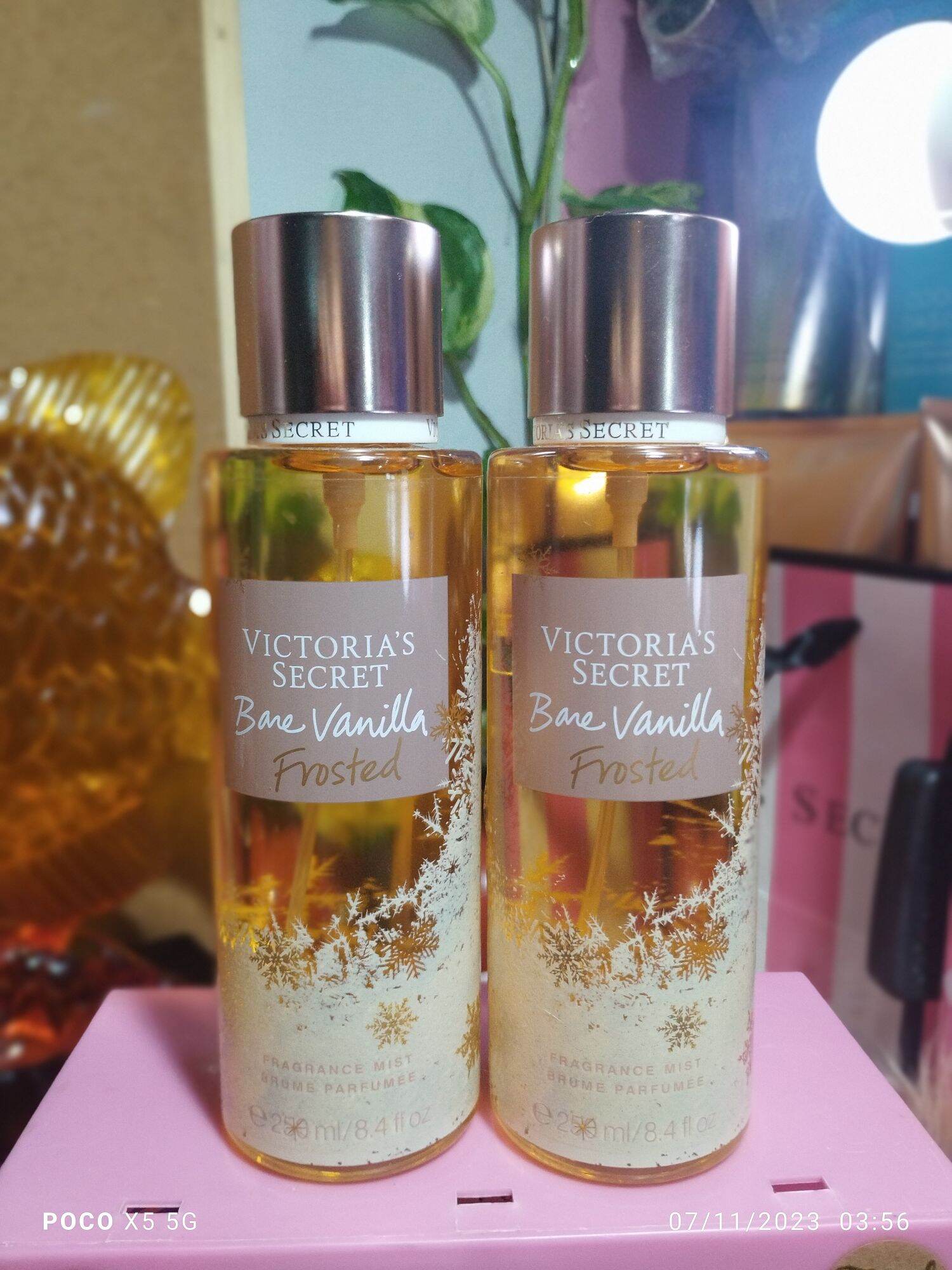 🇺🇲Victoria's secret Bare Vanilla Frosted Mist 250ML. 
