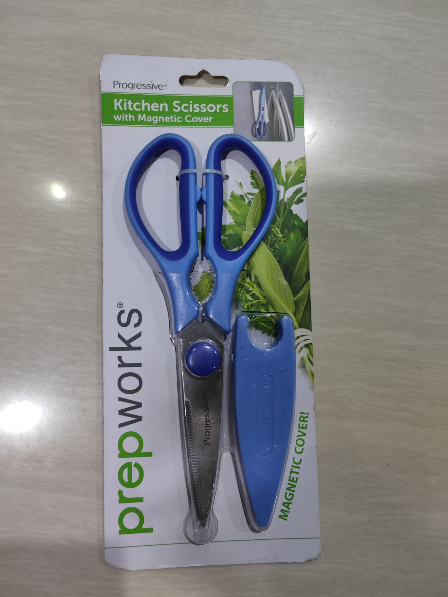 Progressive Magnetic Kitchen Scissors