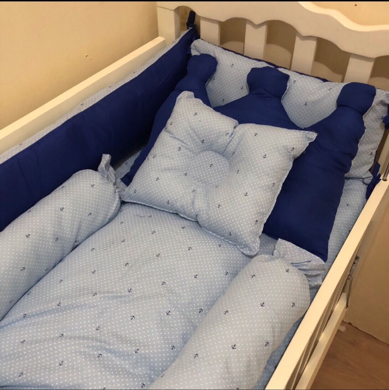 Comforter with bumper for crib/customize size also available/crib not