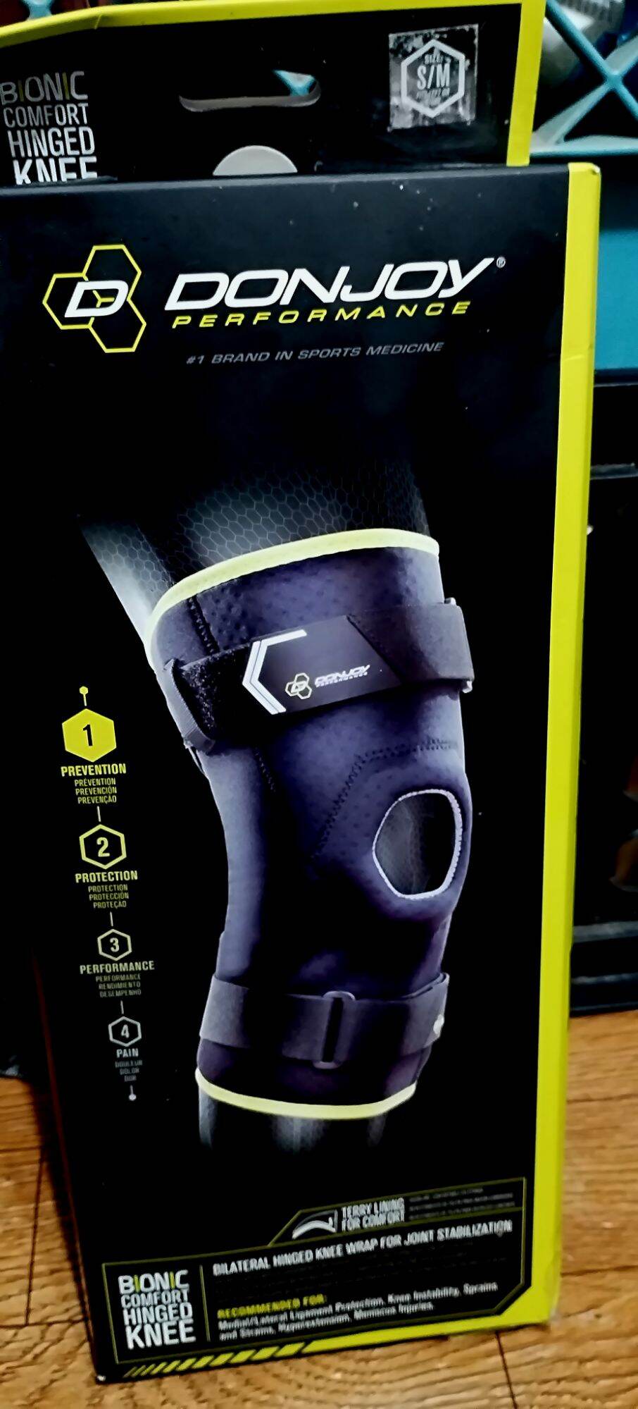 DonJoy Performance Bionic Comfort Hinged Knee Brace