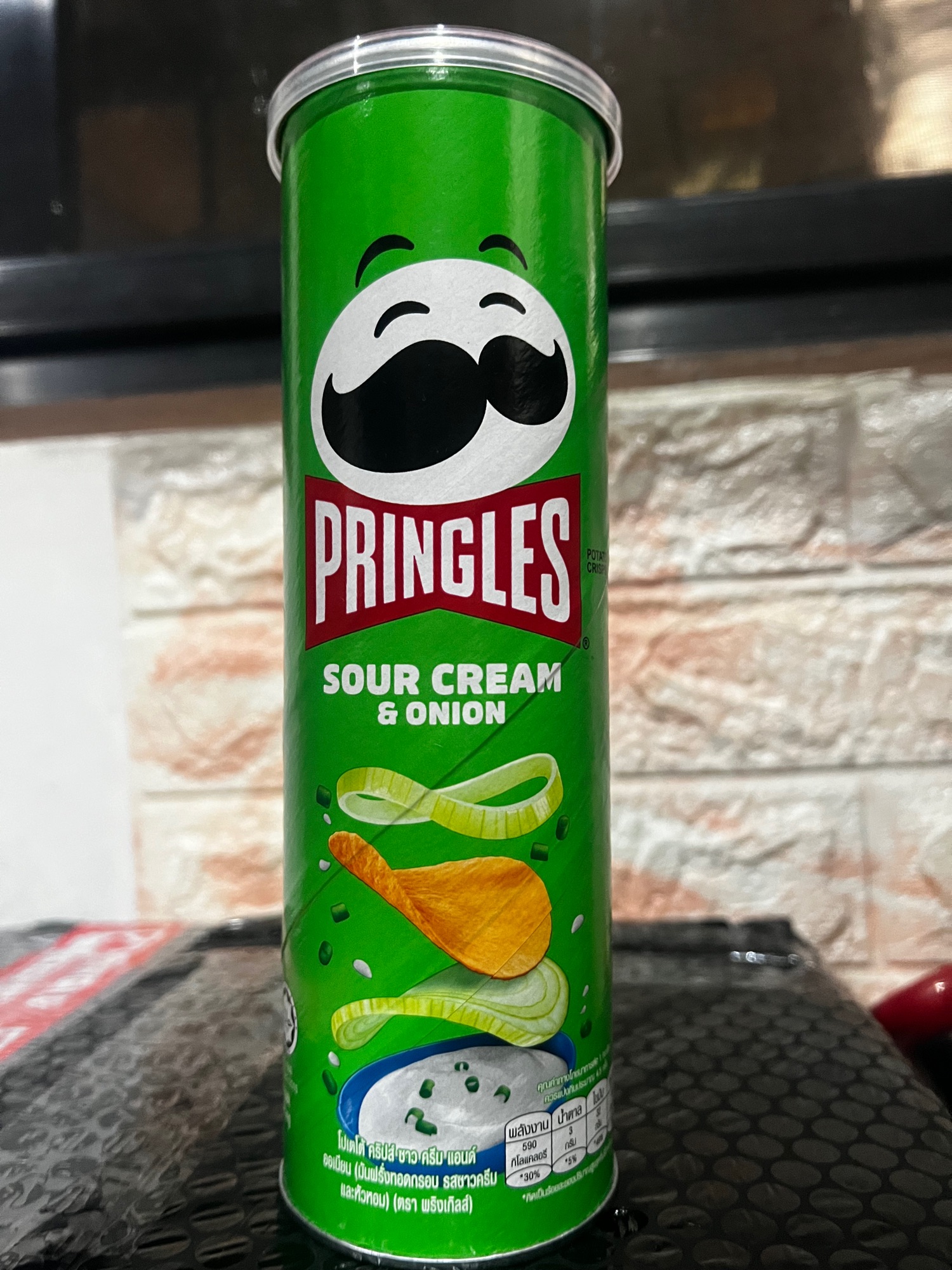 Pringles sour and cream (107g) | Lazada PH