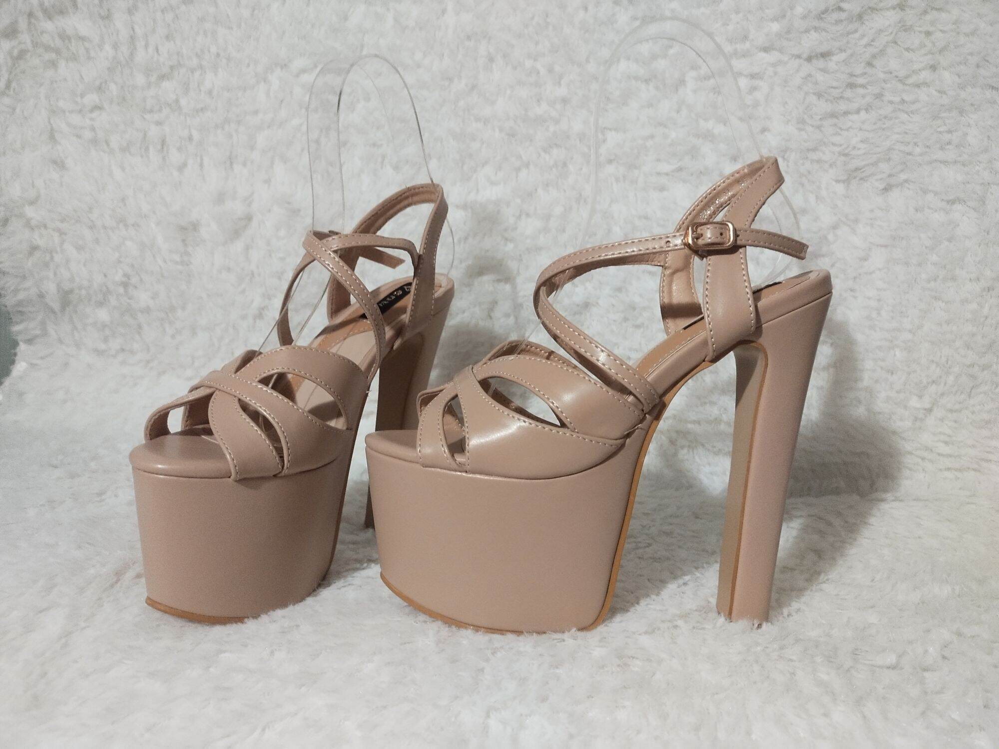 Bragais clearance heels price