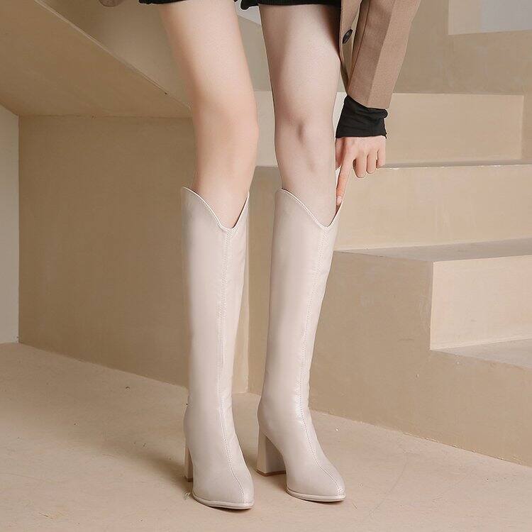 White hot sale boots long