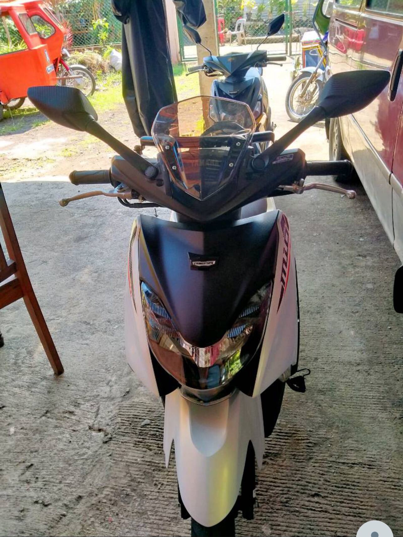Mio GEAR 125 Side mirror with bracket visor set. 