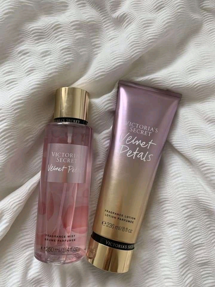 Victoria's Secret Velvet Petals Fragrance Mist 8.4 fl oz and Lotion 8.0 fl  oz Set 