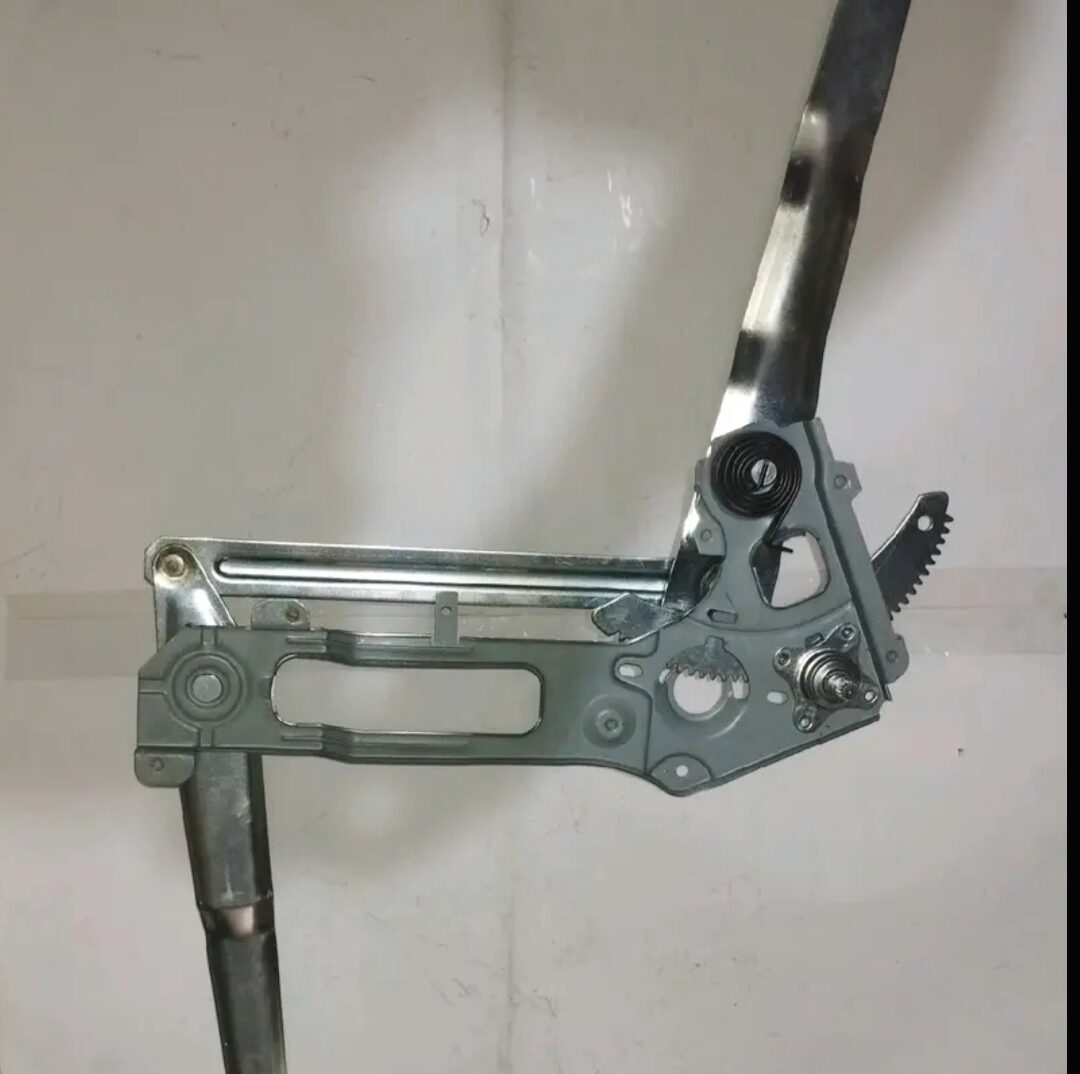 WLGRT 8-97898479-0 Window Regulator Motor FR For Isuzu NKR NMR NPR NPS NQR 1993