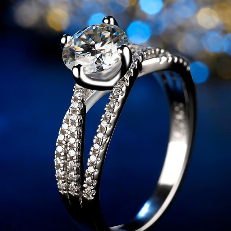 Screw Gold American Diamond Ring For Women – ZIVOM-baongoctrading.com.vn