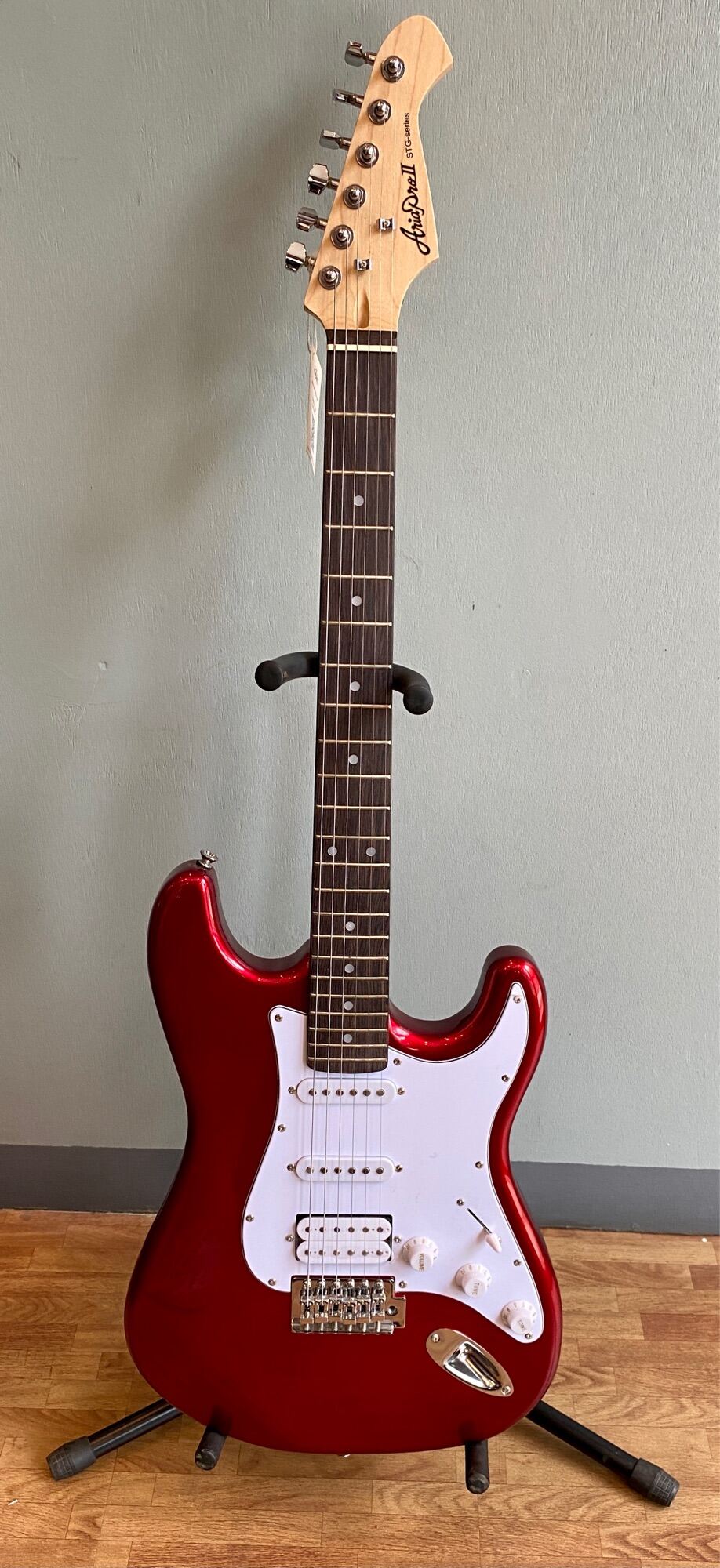 aria pro ii stratocaster guitar