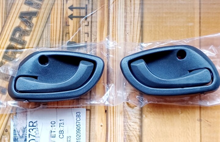 suzuki multicab f6a scrum inside Door handle small black Lh/Rh 78481-85000