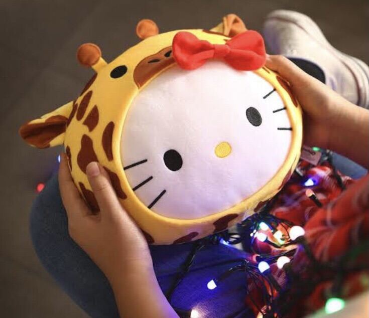 hello kitty giraffe plush