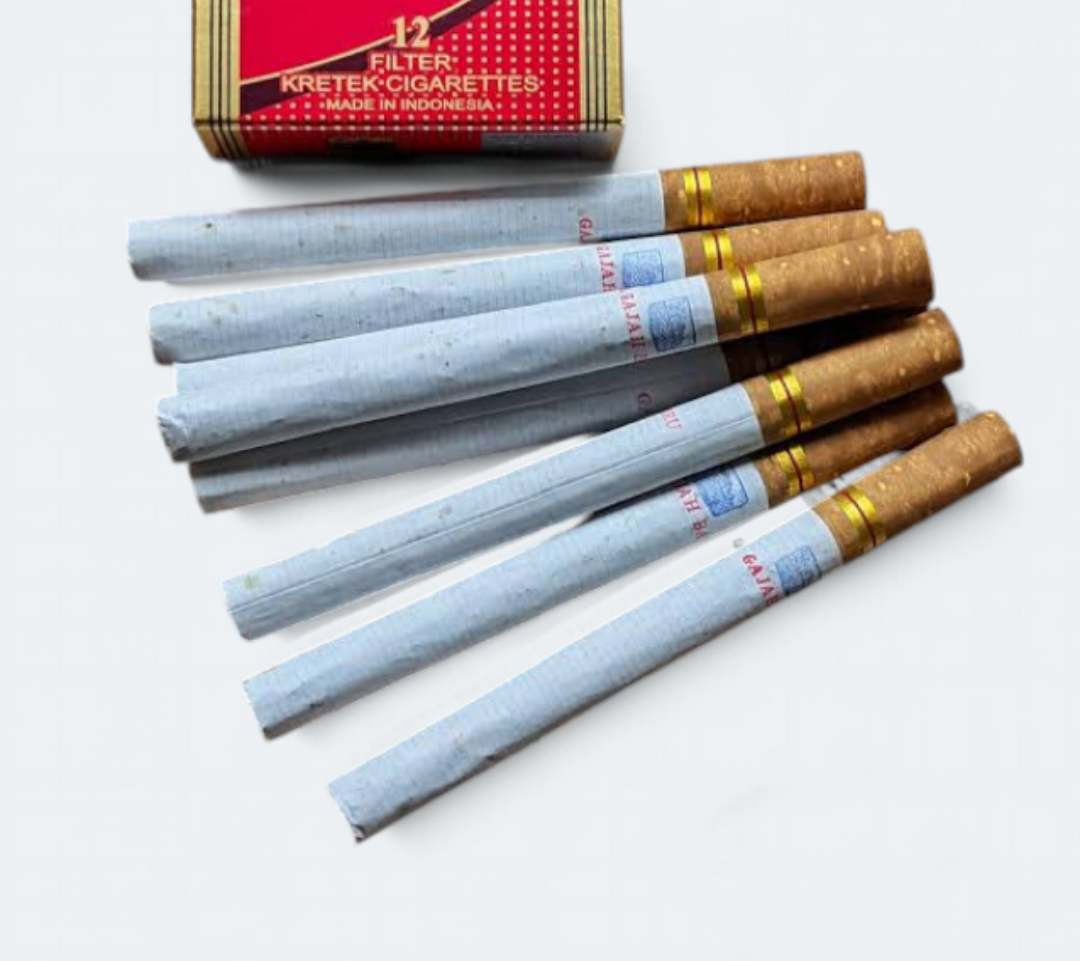 shotgunning a cigarette meaning Soldiers smoking marijuana through a shotgun during the Vietnam war 1970 shotgunning a cigarette meaning Soldiers smoking marijuana through a shotgun during the Vietnam war 1970