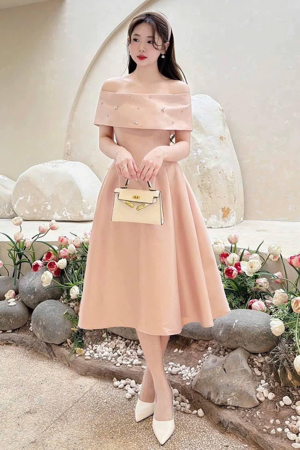 pastel color evening dresses Ever-Pretty Sparkling Floral Cold-Shoulder Pleated Evening Dress with V-Neck main image 1