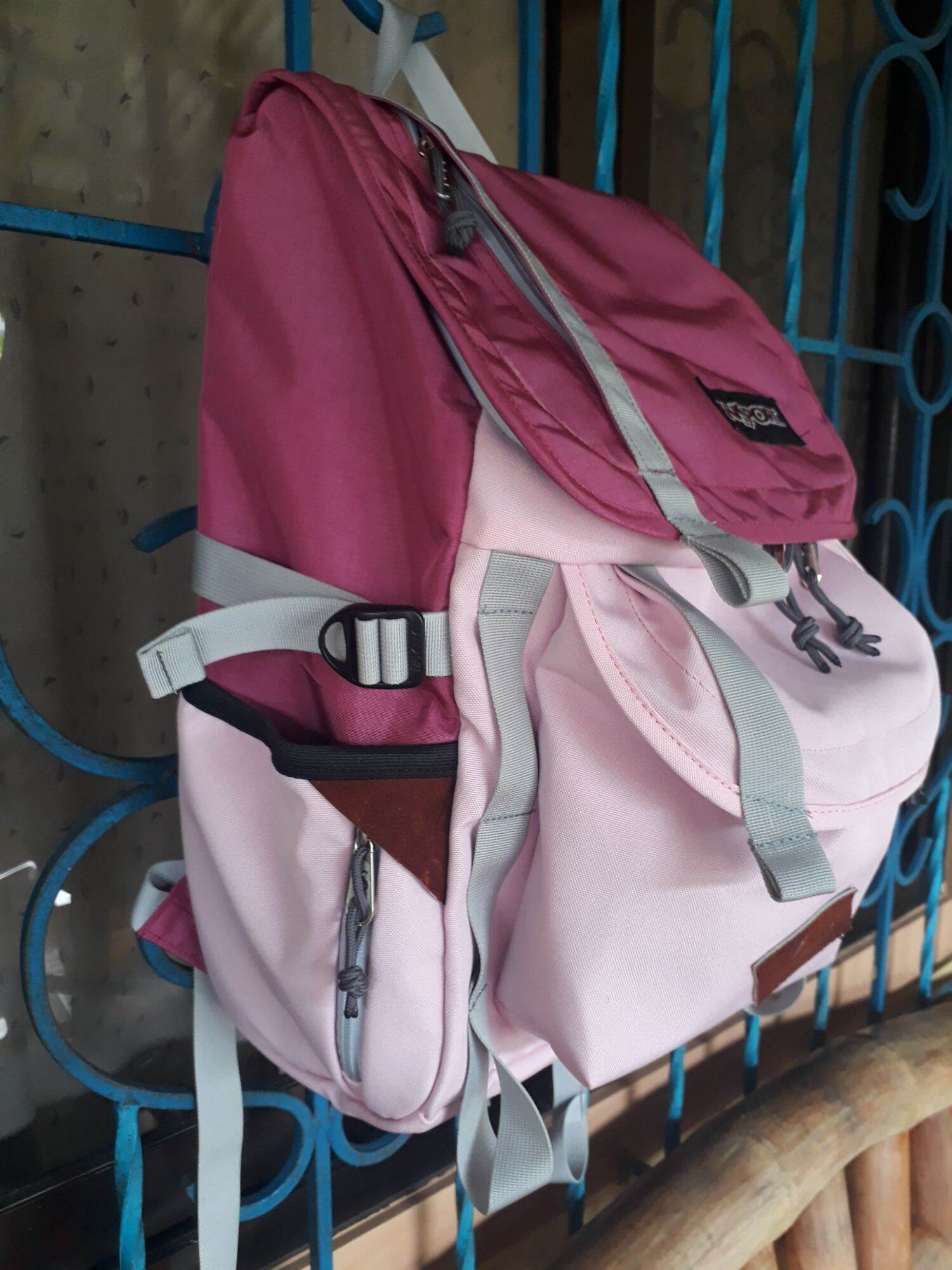 Jansport hatchet outlet pink