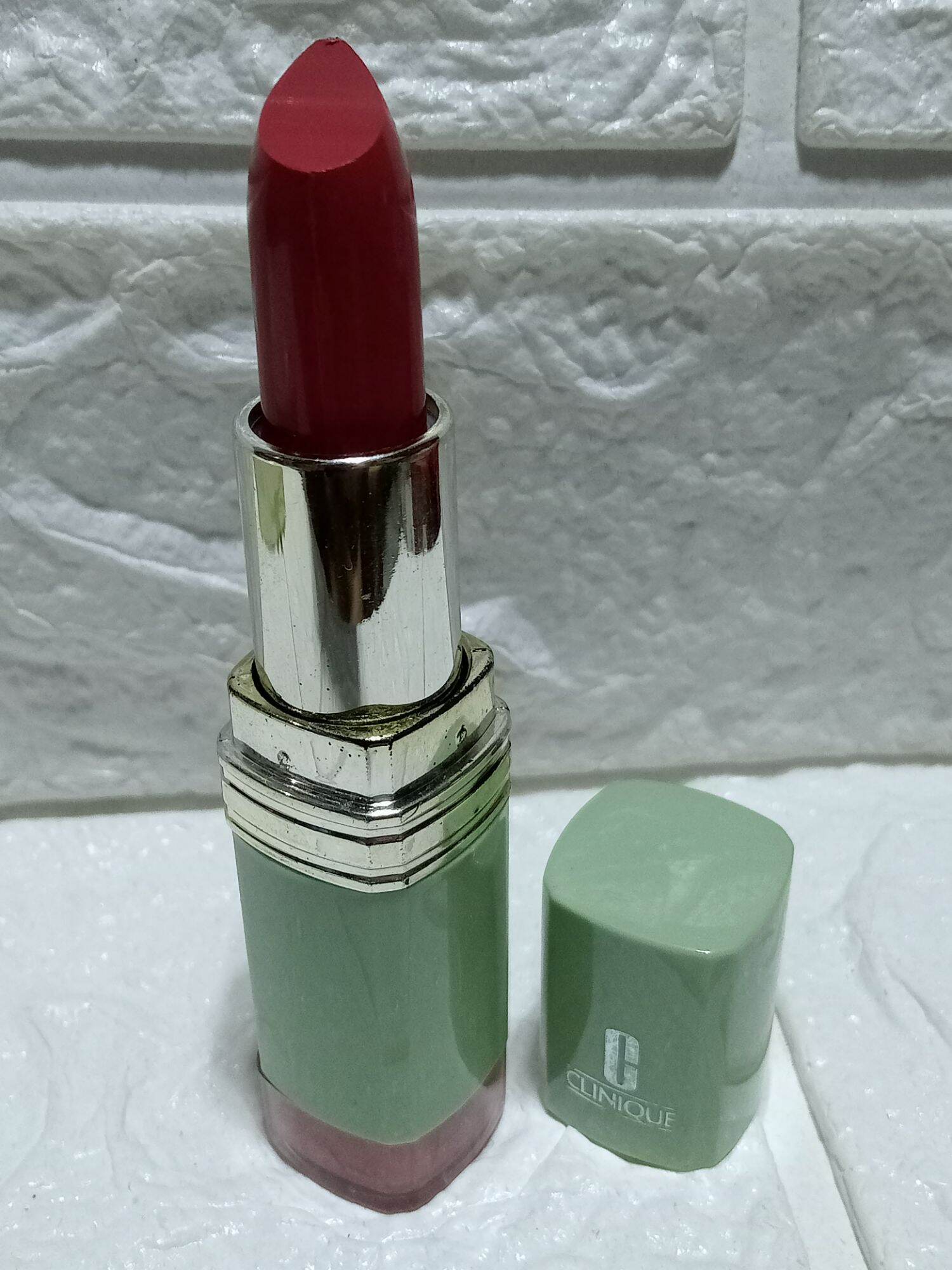 CLINIQUE Water Shine Lipstick UV #219