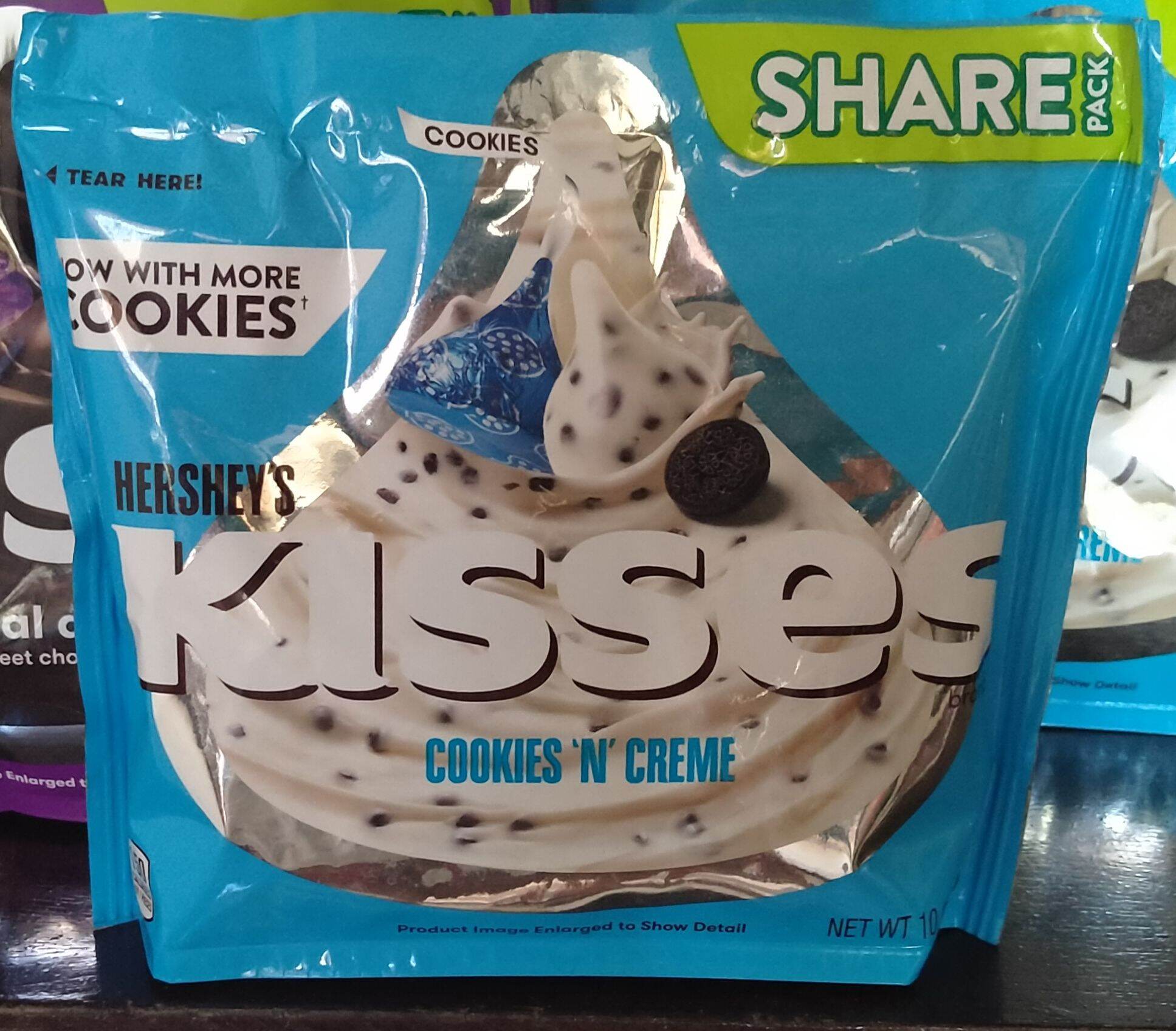 Hershey's Kisses Cookies 'N' Creme Share Pack Lazada PH