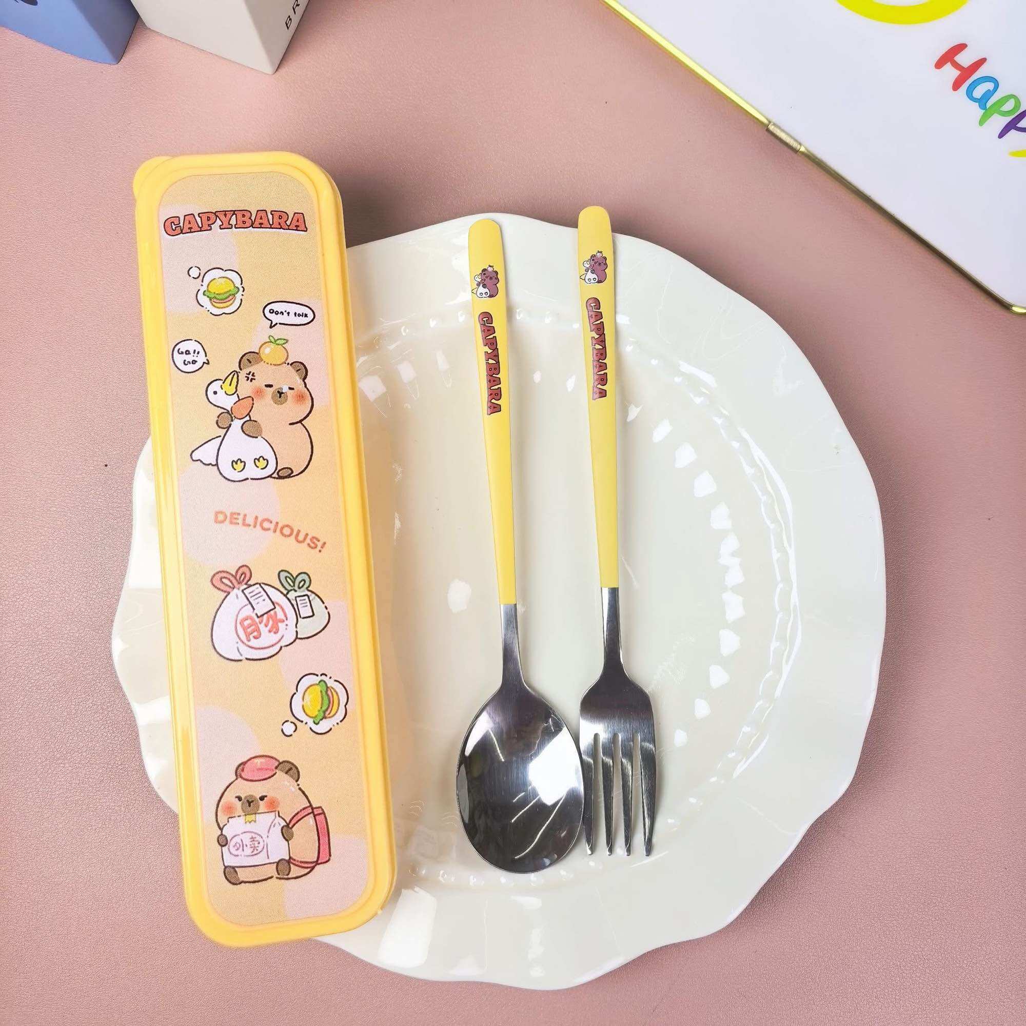 assorted cartoon character Spoon and fork set