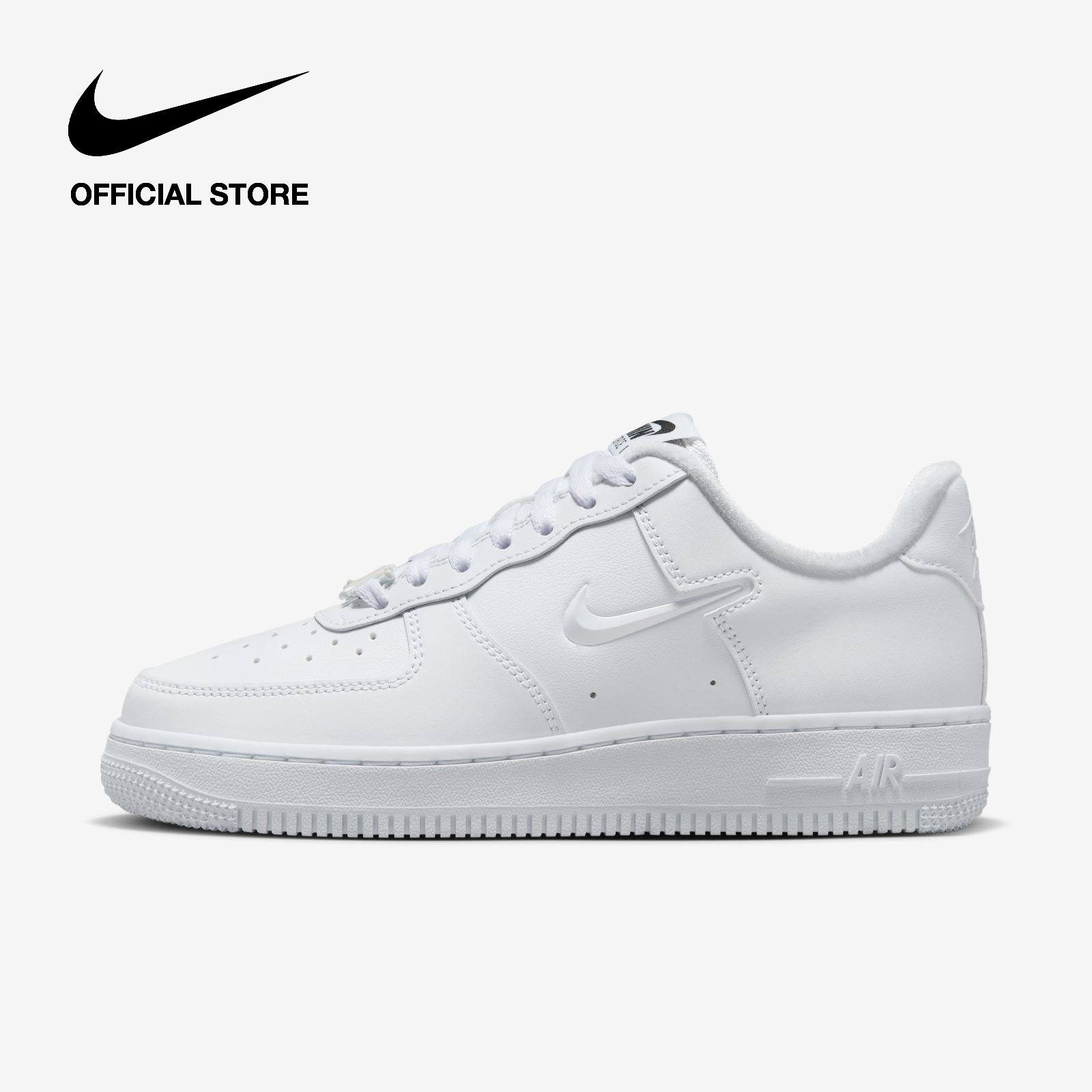Nike Women's Air Force 1 '07 SE Shoes - White