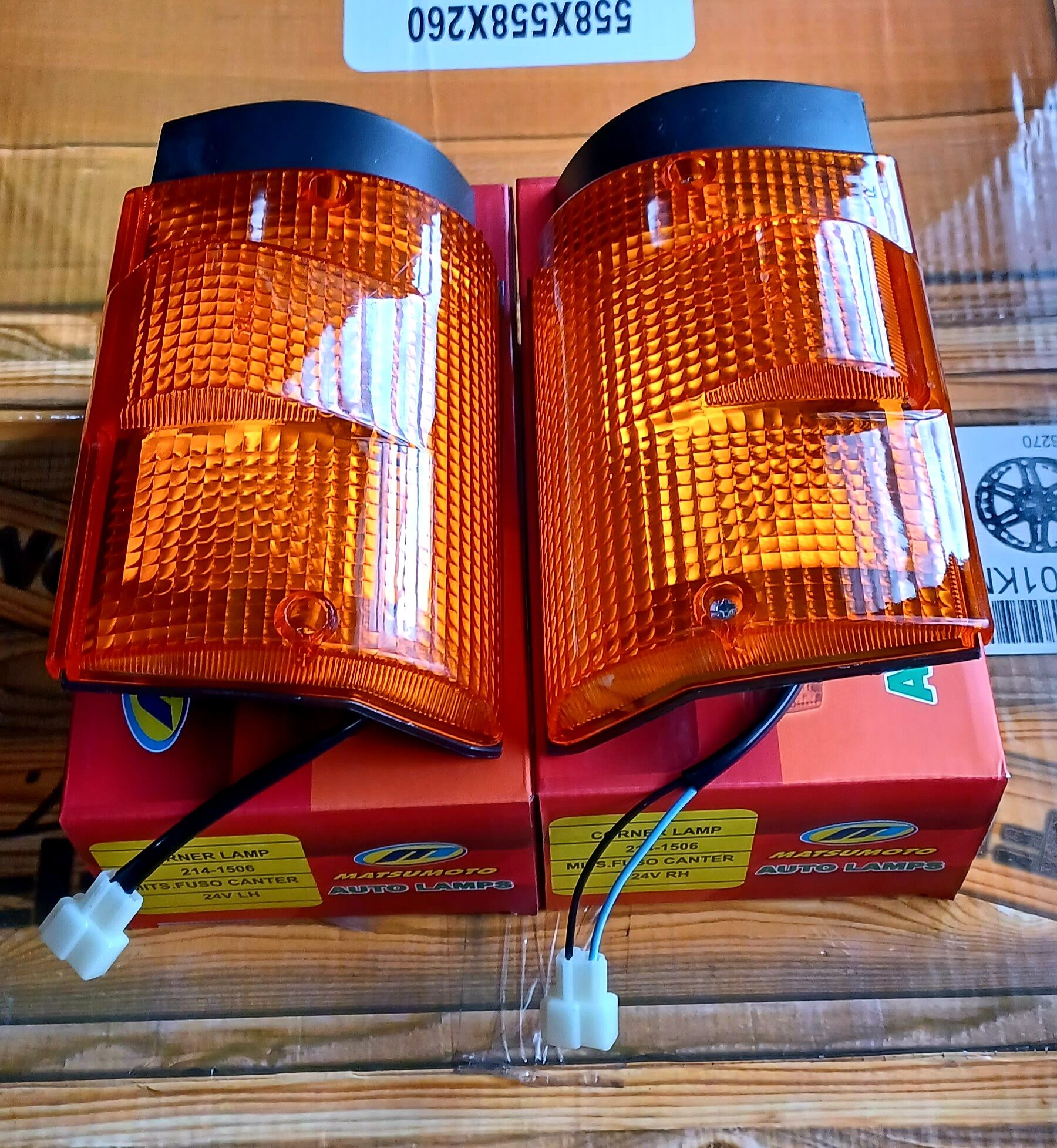 Signal light corner lamp for Mitsubishi Canter 19861995 24V 2141506