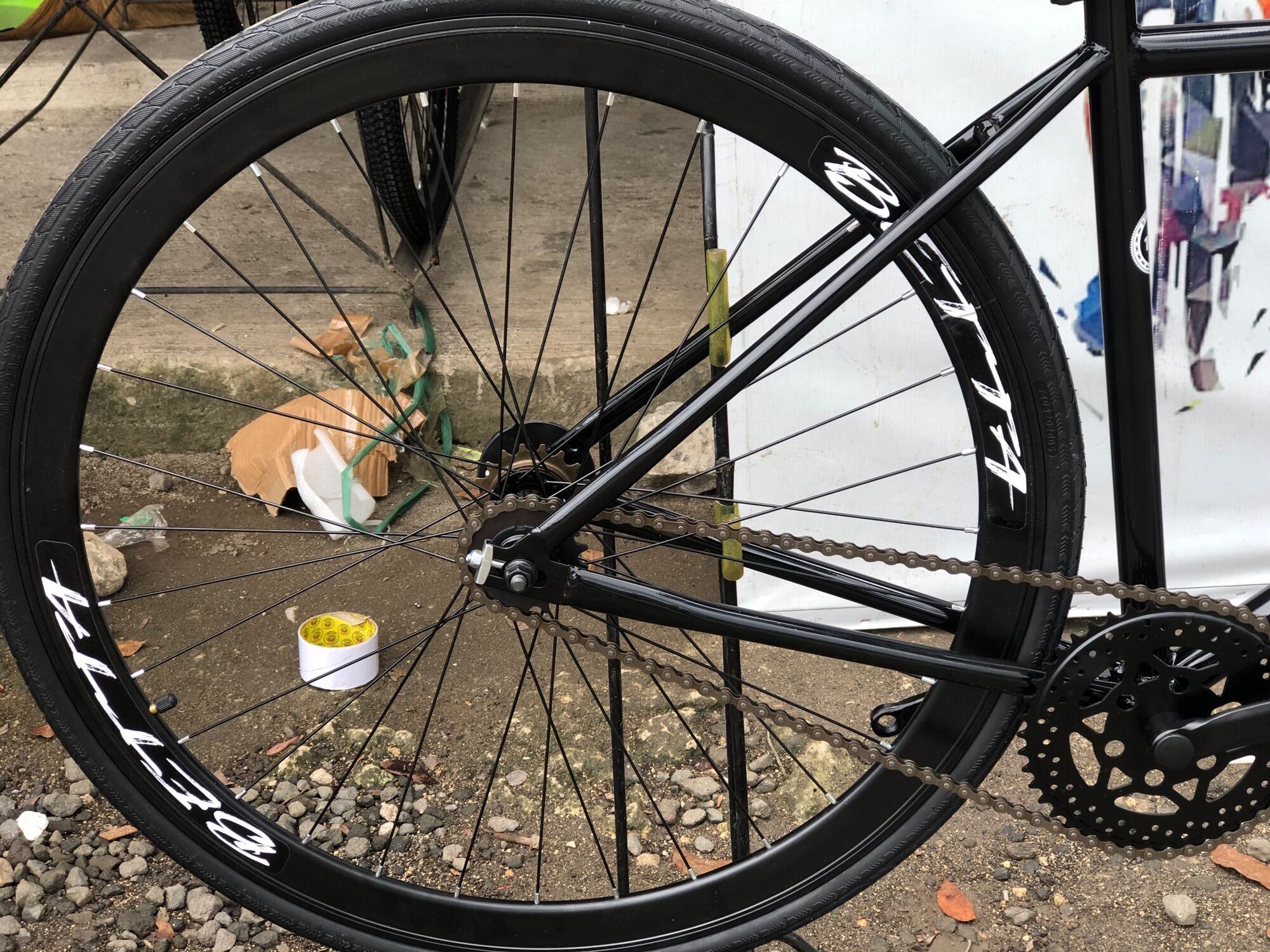 BETTA HYBRID FIXIE Size 18". 