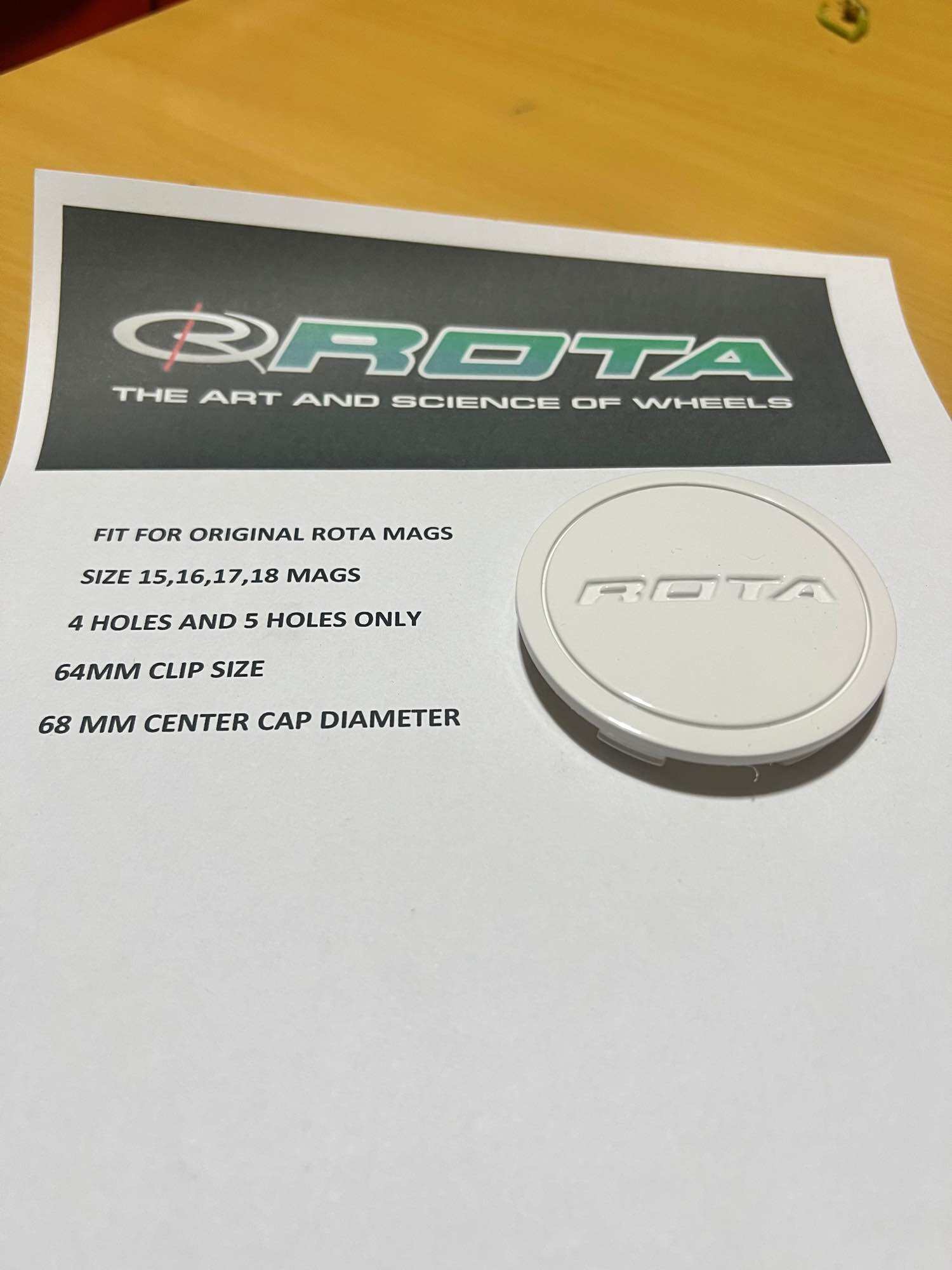 Rota center cap original white 1pc only fit to size 15"16"17"18" mags