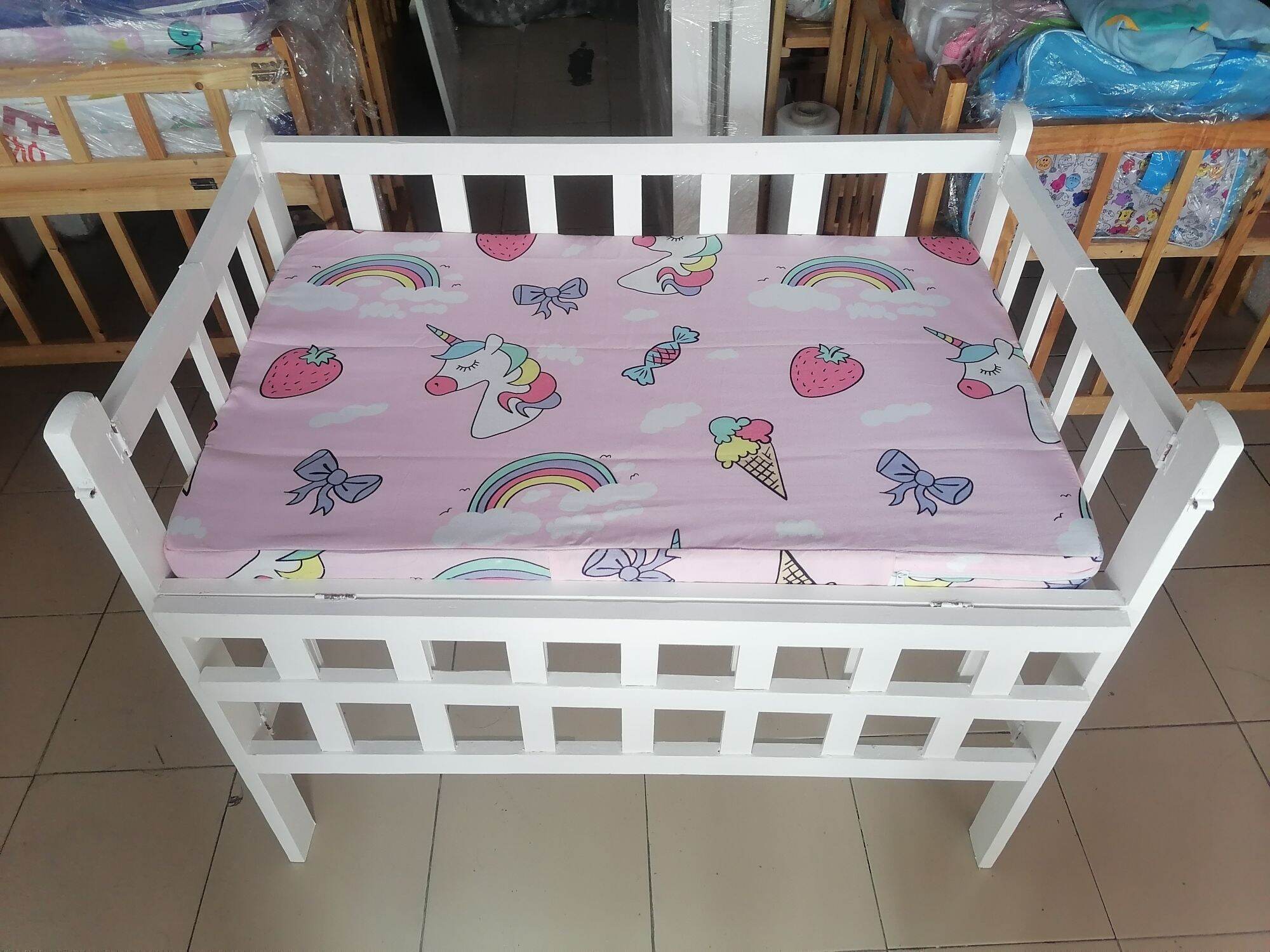 White crib best sale for sale