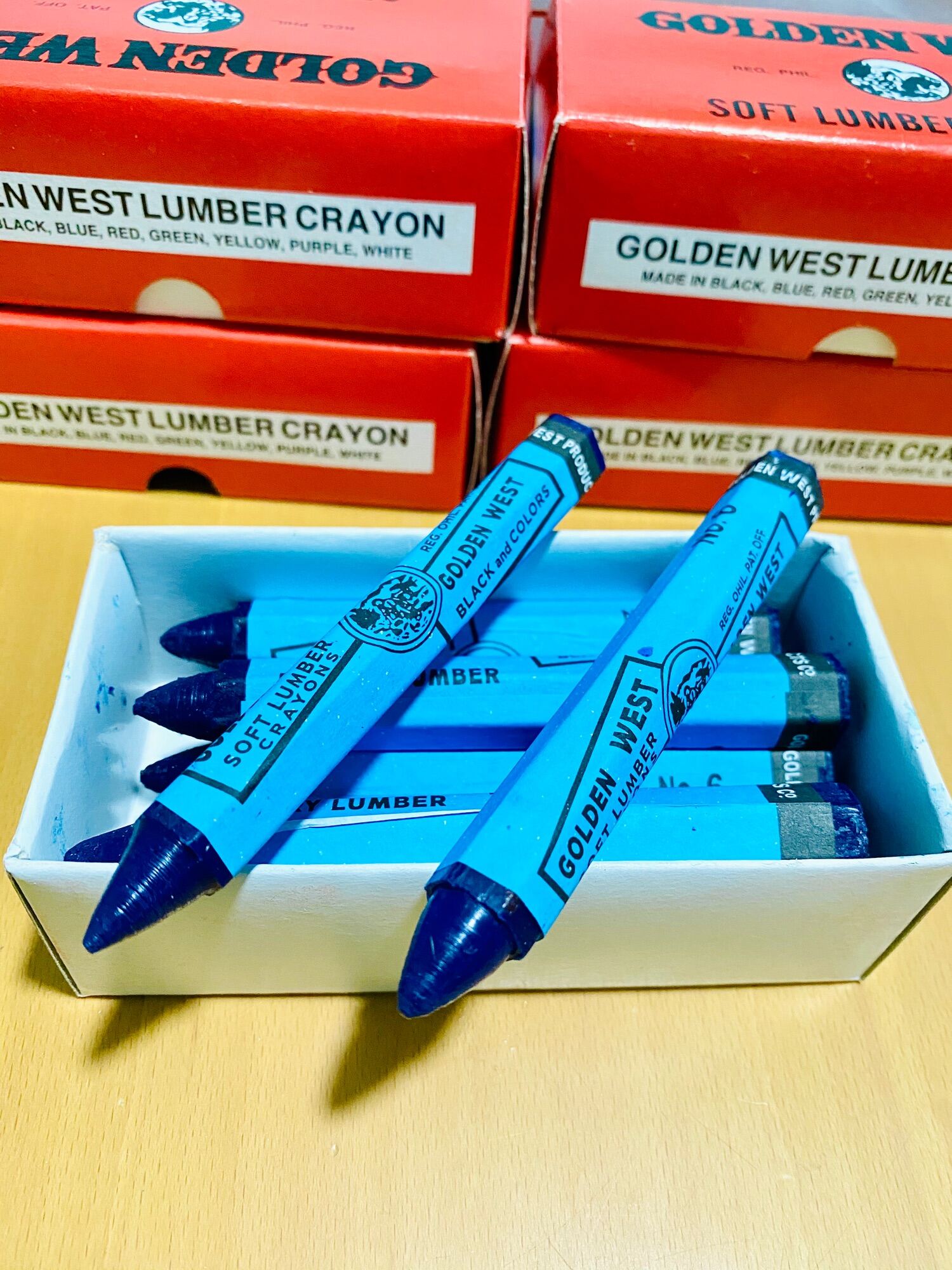 Lumber Crayon , BLUE , 2 boxes (12 pcs./box) Golden West Lazada PH