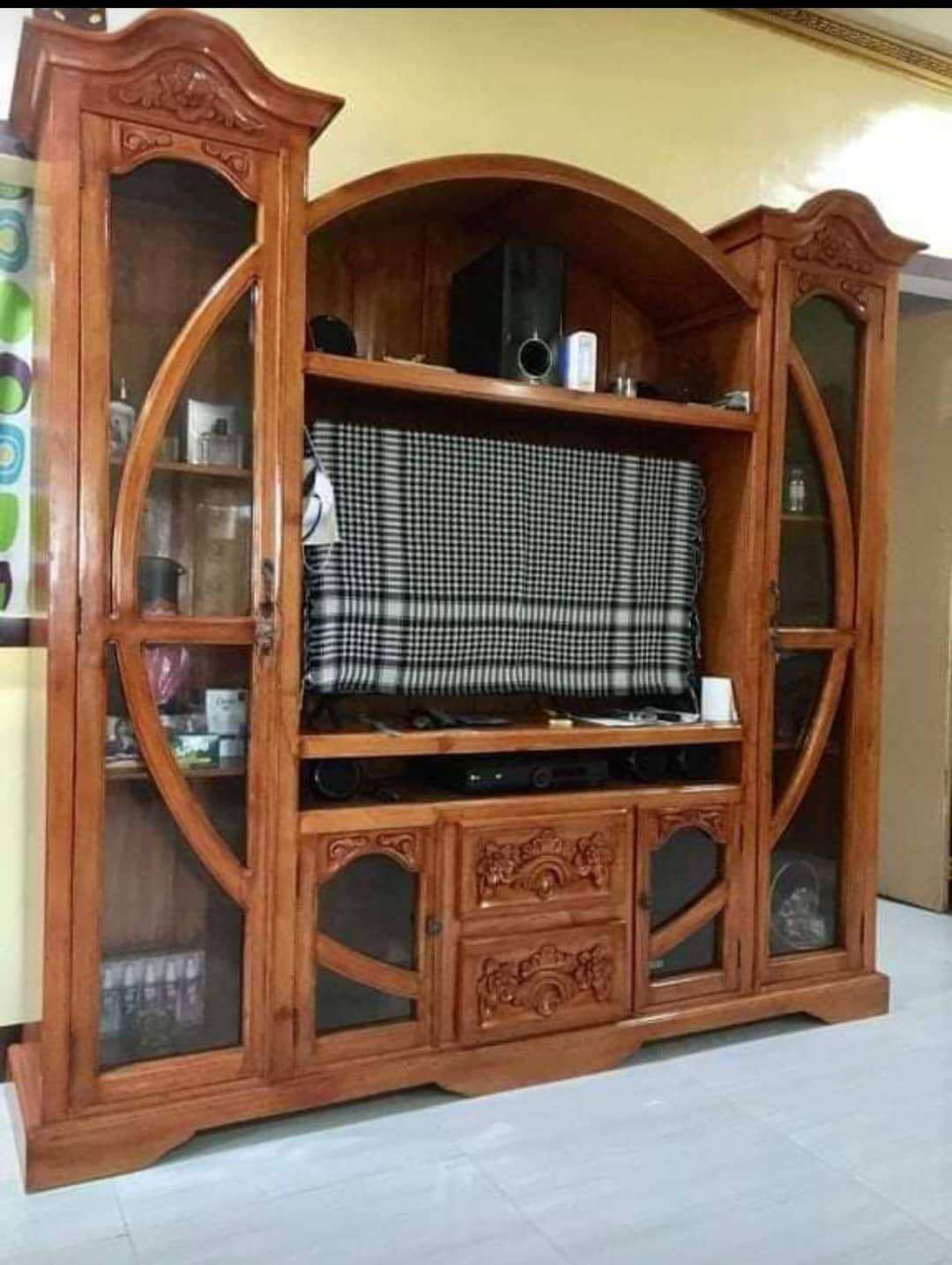 Wooden divider gmelina wood,(6ftx4ft) Price 25k) Lazada PH