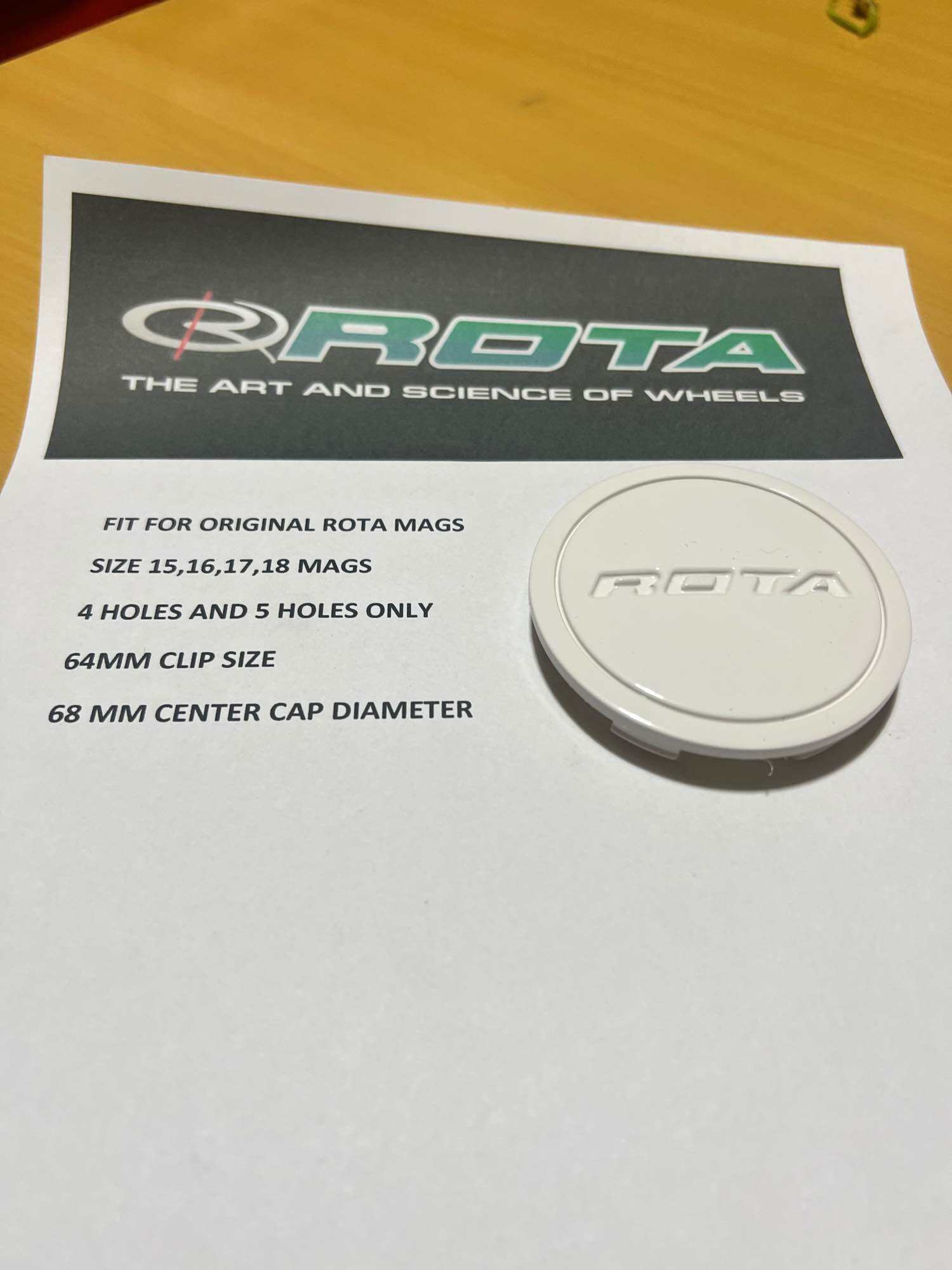 Rota center cap original white 1pc only fit to size 15"16"17"18" mags. 