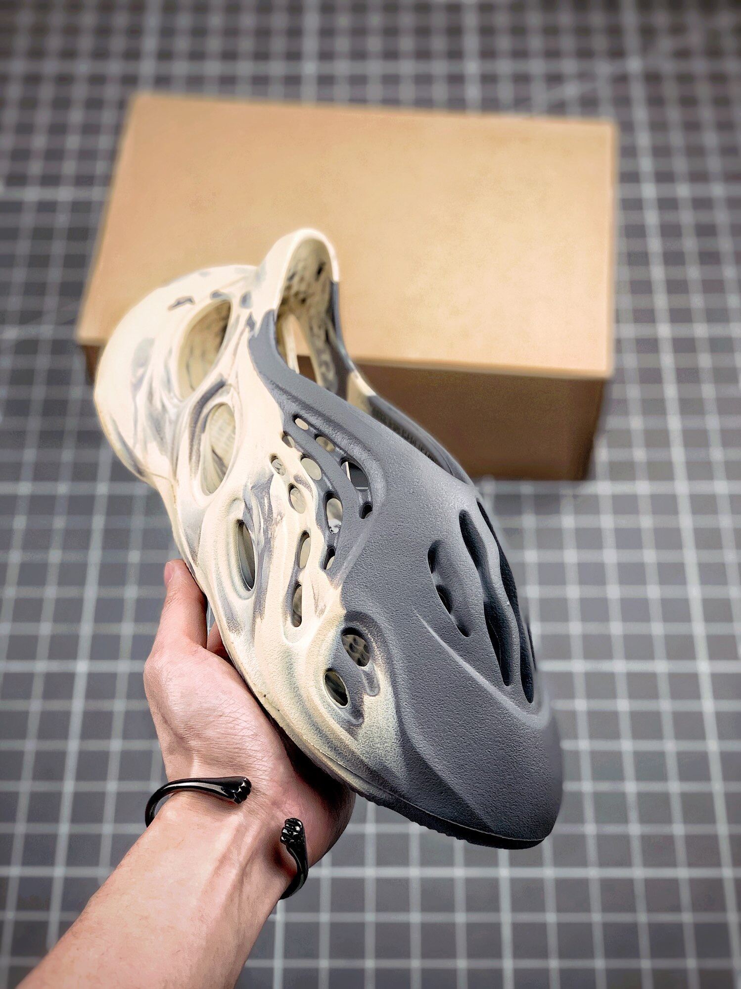 YEEZY Foam Runner "MXT" Coconut Foam Shoes Integrated injection molding