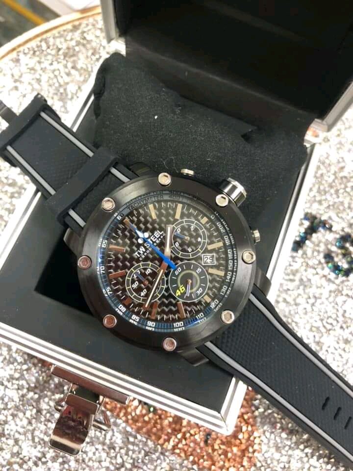 Valentino rossi hotsell tw steel watch