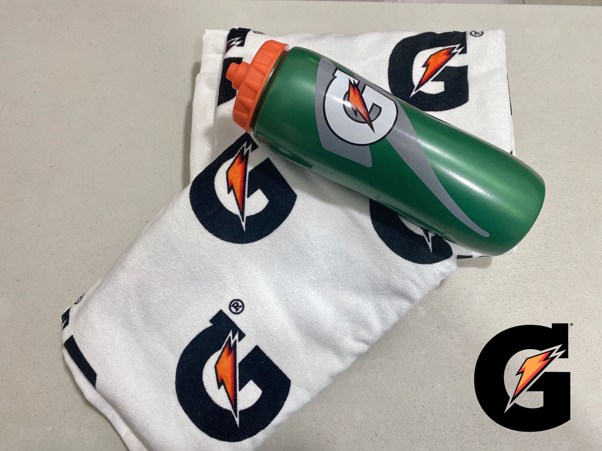 Gatorade bottle towel Original | Lazada PH