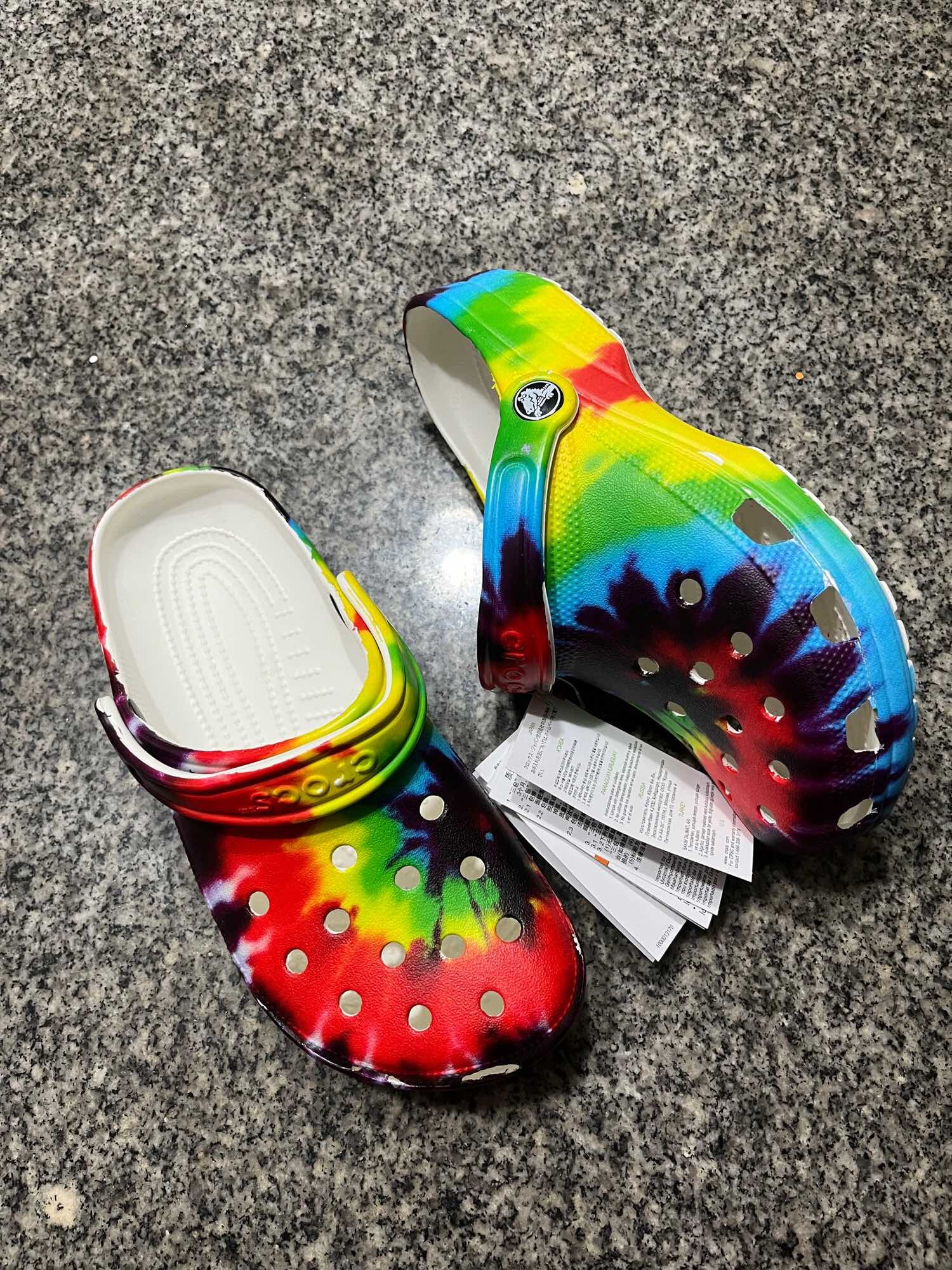 Cheap tie dye clearance crocs