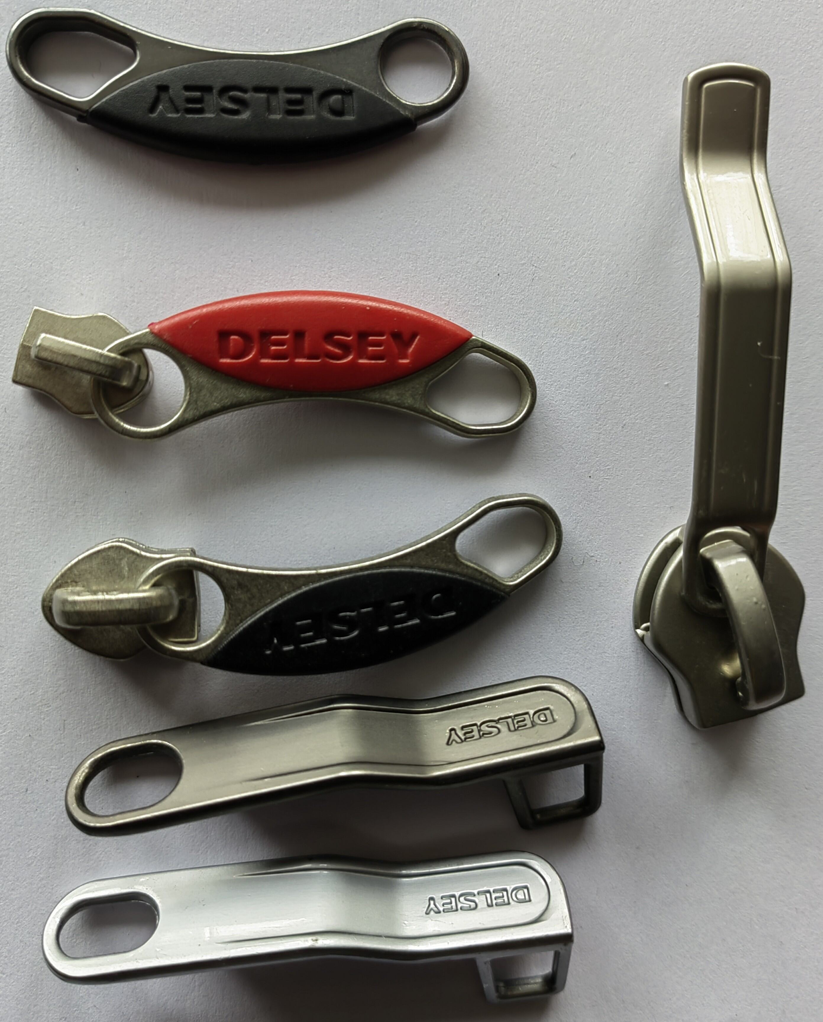 Delsey luggage store lock replacement