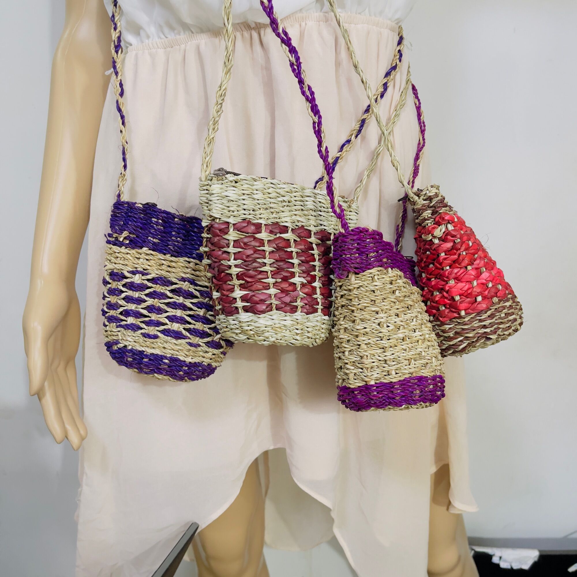 Sling bag with zipper native abaca #pandan #abaca #slingbag #nativebag