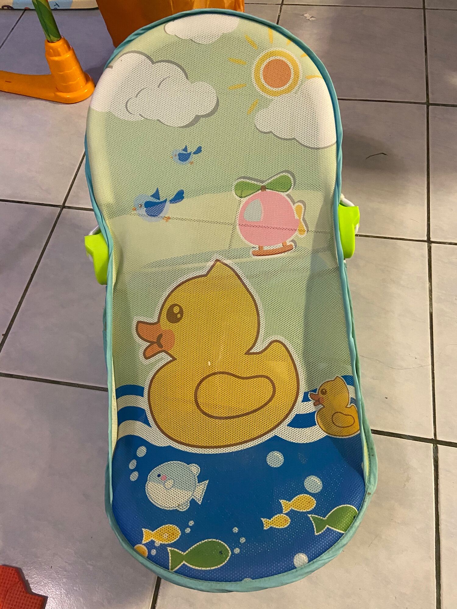 Apruva baby hot sale bather