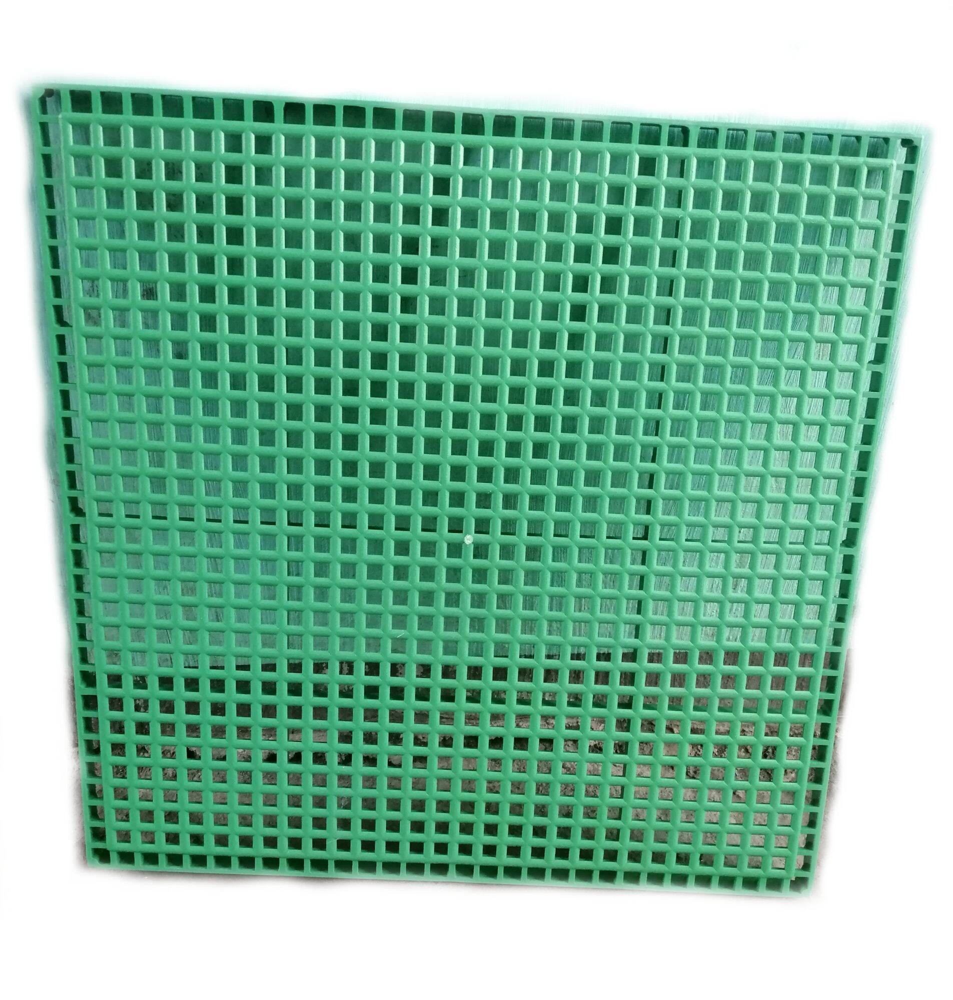 plastic matting for rabbit