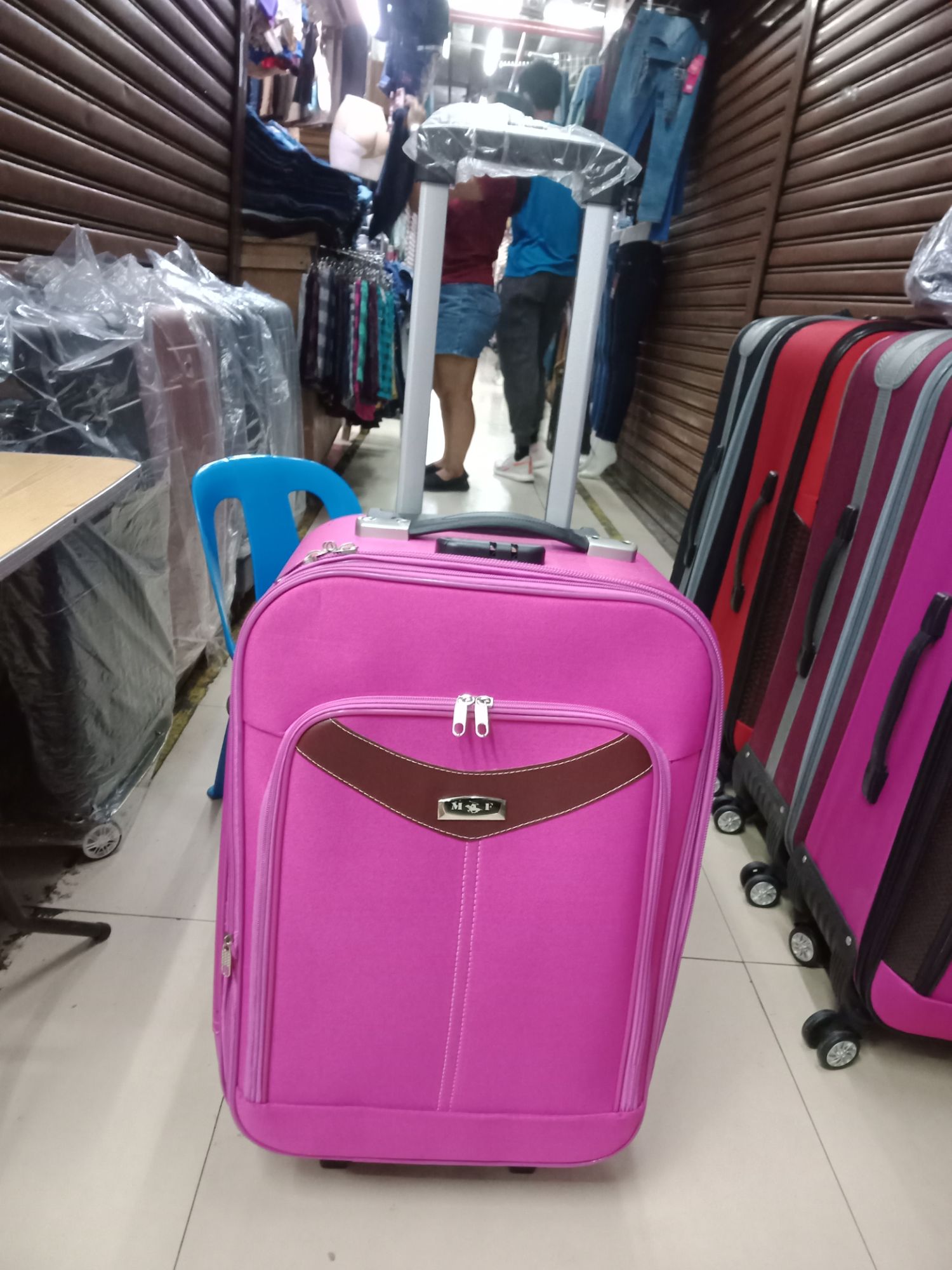 Buy Yellow Luggage & Trolley Bags for Men by It Luggage Online | Ajio.com-saigonsouth.com.vn