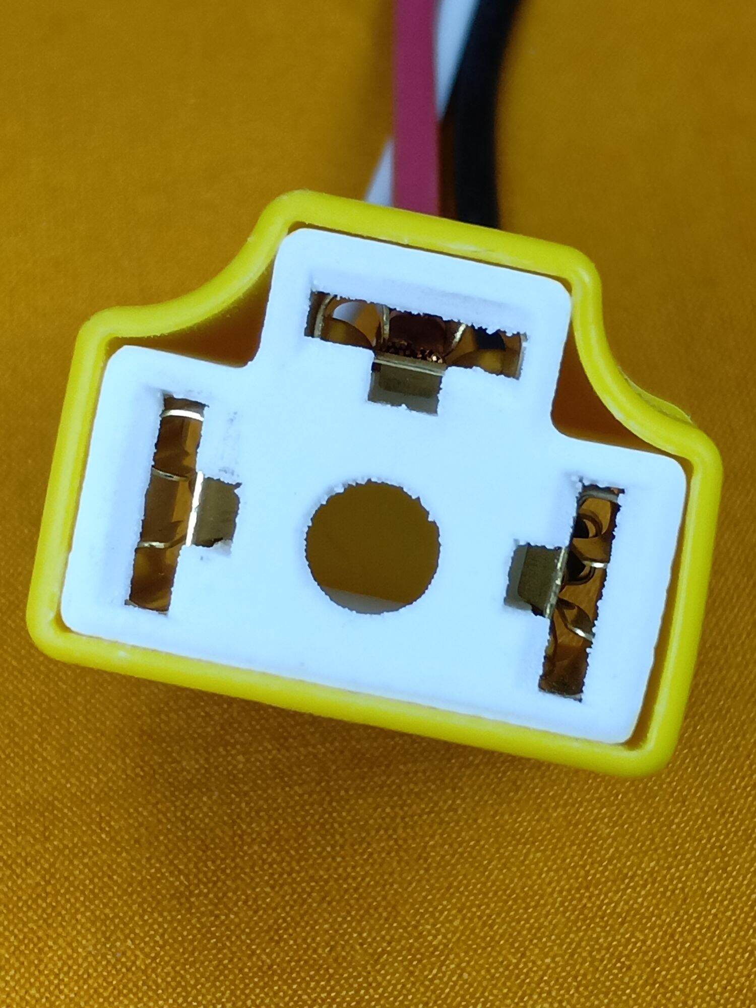 HEADLIGHT SOCKET CERAMIC WITH JAPAN WIRE Lazada PH