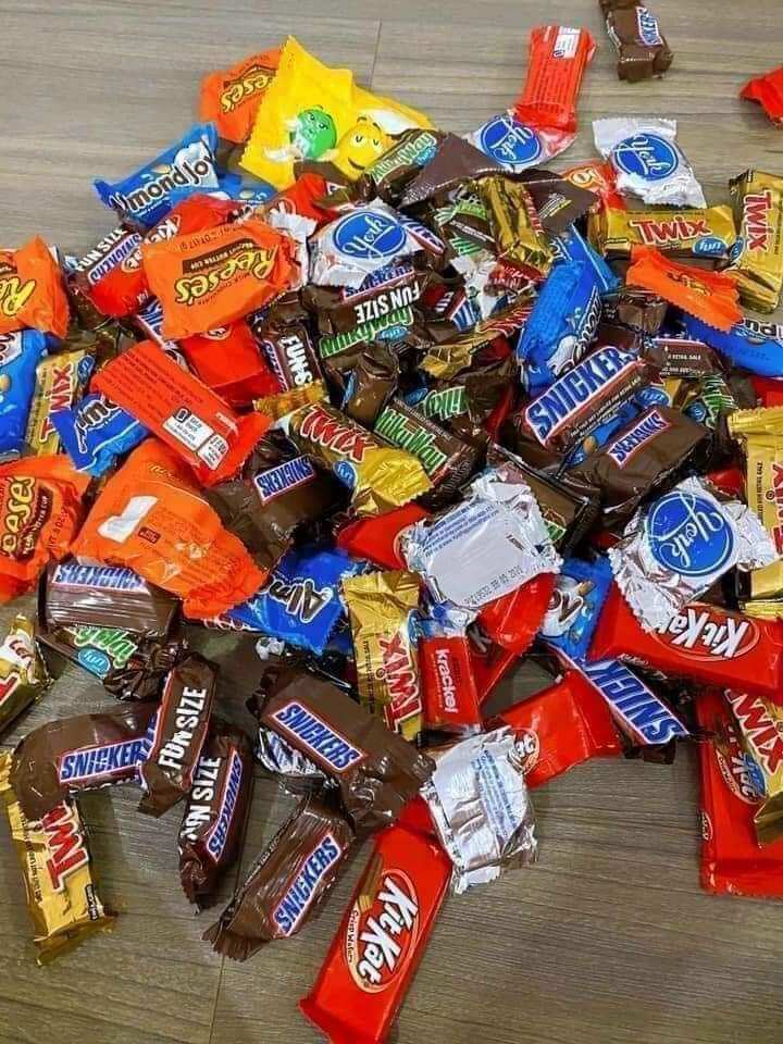 KIRKLAND ASSORTED CHOCOLATES 150pcs.. 