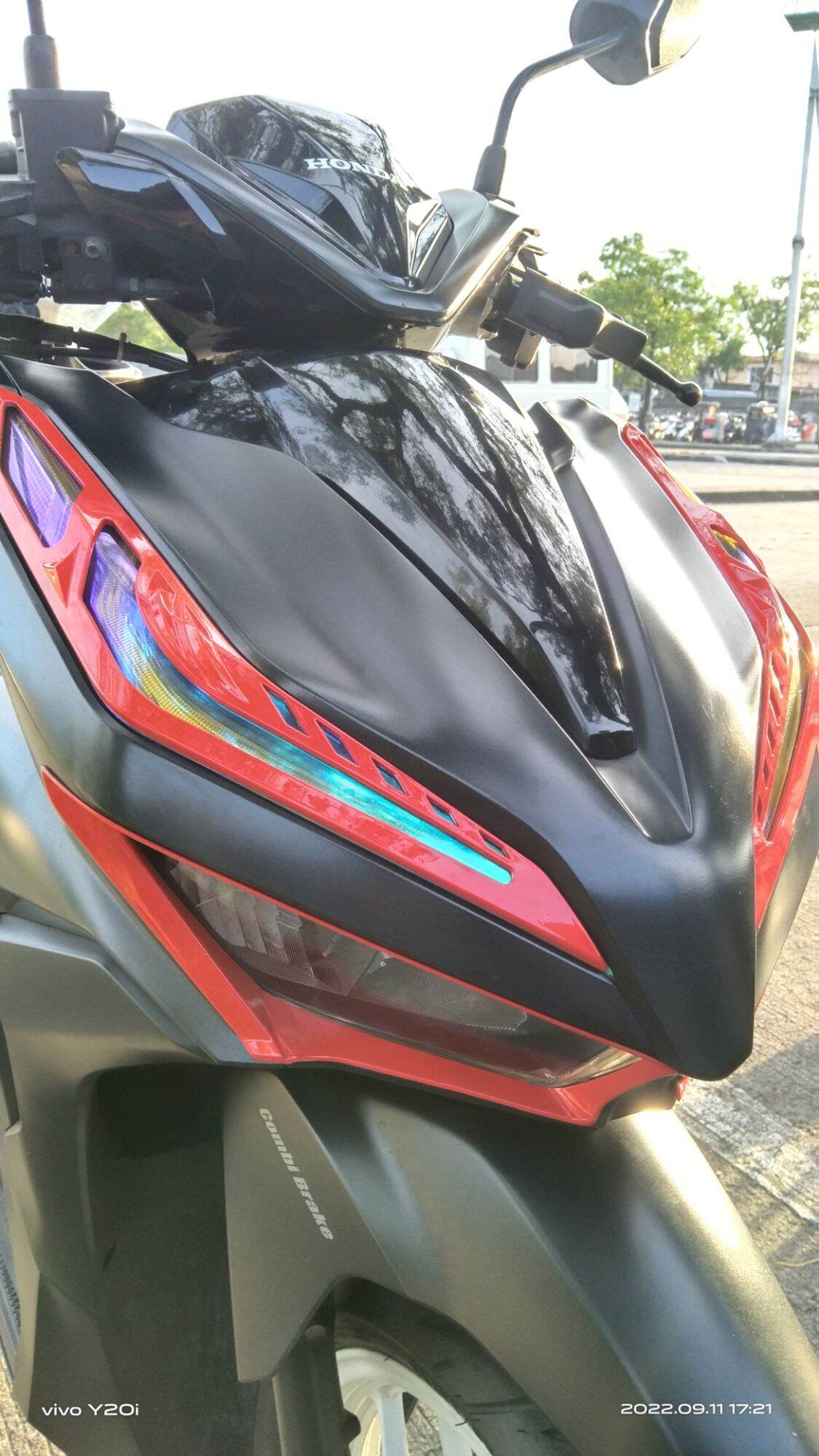 HONDA CLICK 125 / 150 3 IN 1 RED GARNISH. 