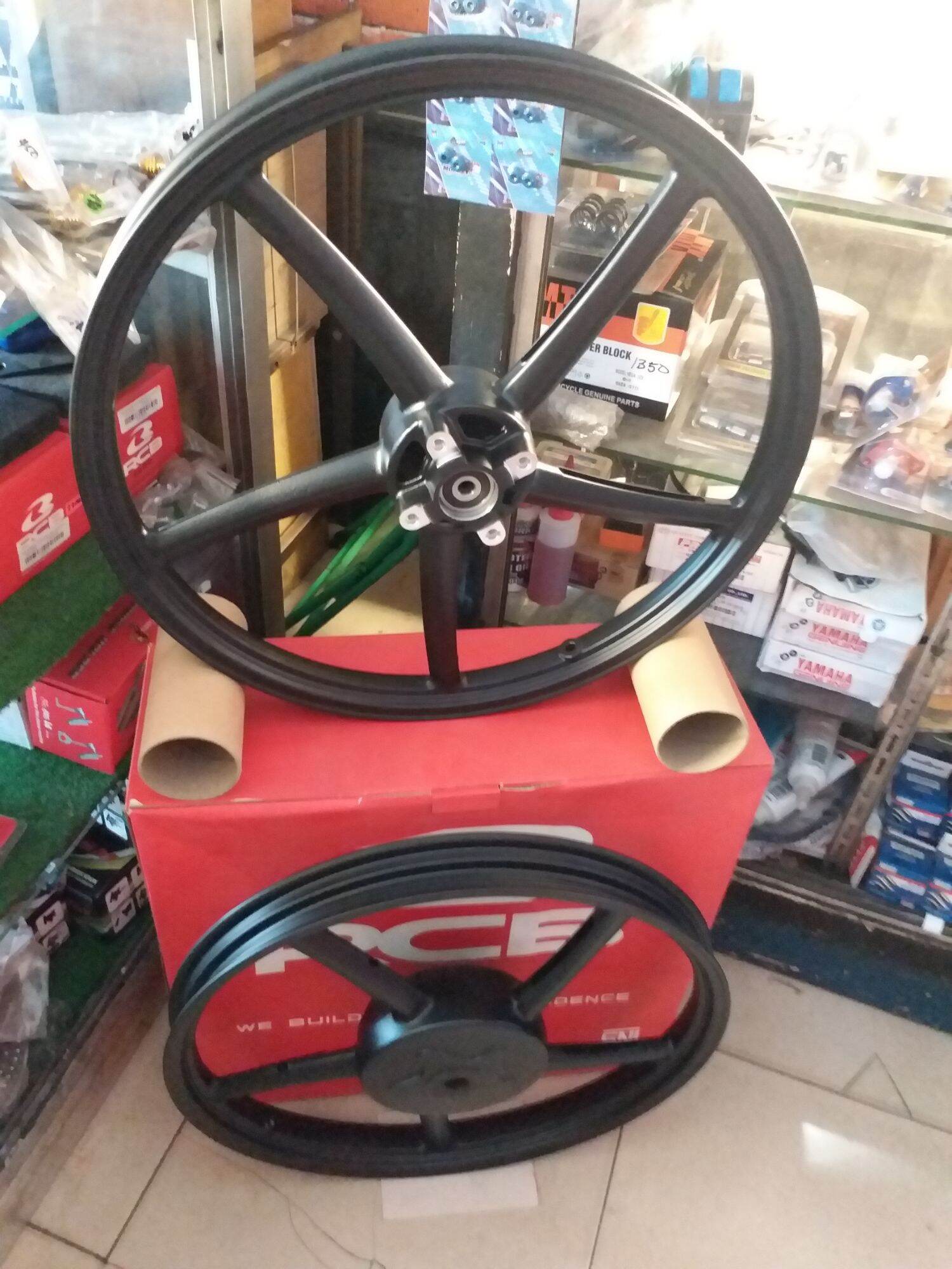 Racing Boy Sports Rim RB5 (5-spoke) Mags for Mio i125/M3, Mio Soul-i, Mio Mxi EGOLC 4-holes F:1.20 R:1.40, 17" X District Motoparts. 