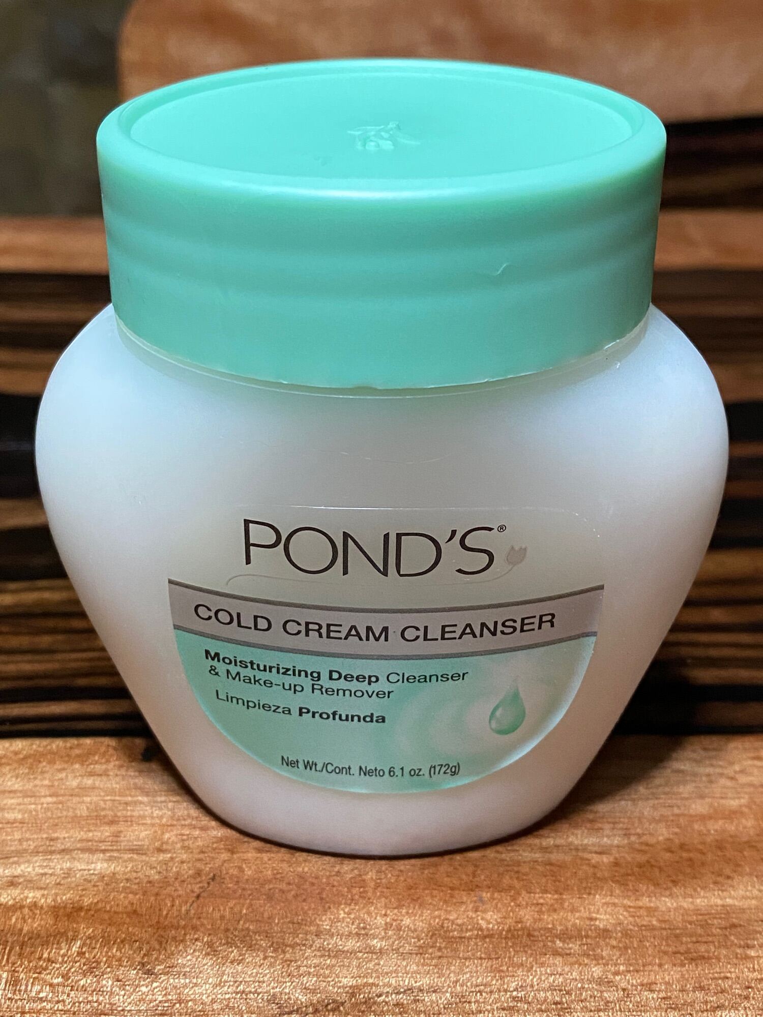 Pond’s Cold Cream Facial Cleanser /Make up remover. 172g