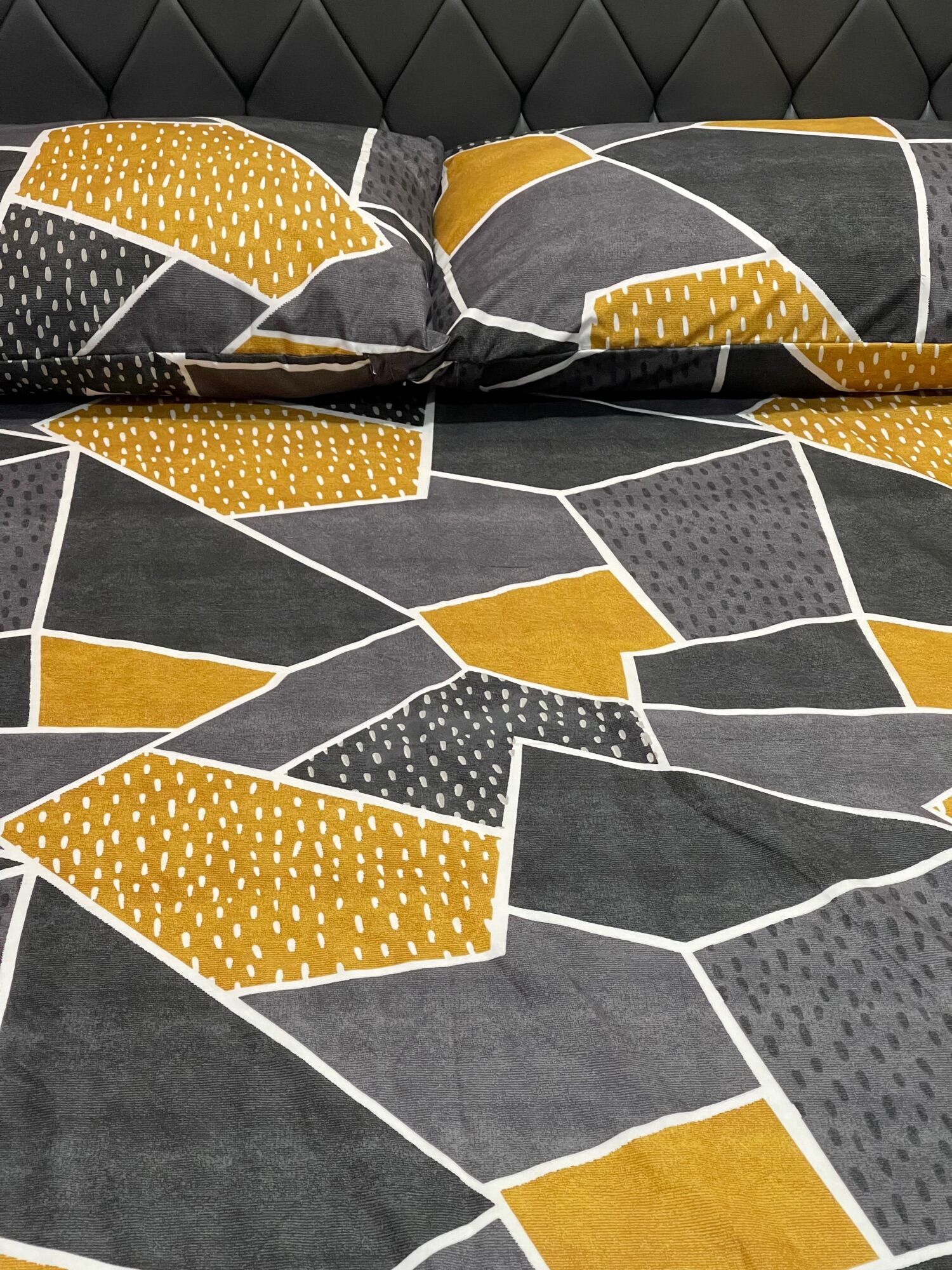 Bedsheet 3in1 with “2 Pillow Case 4 Corner Garterized” Lazada PH