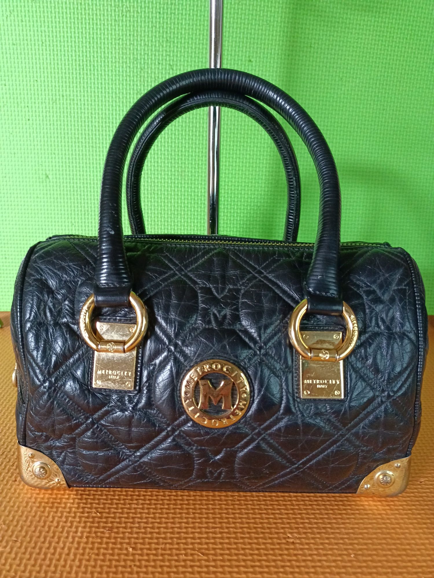 Handbag Restoration DIY, Metrocity Bag
