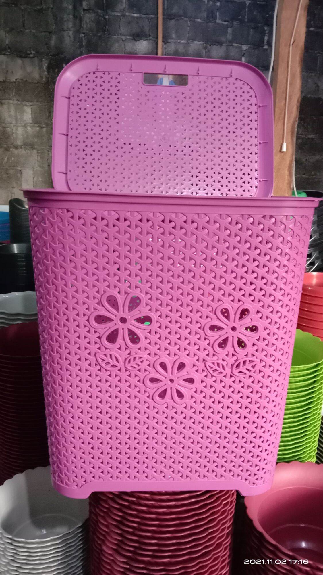 LAUNDRY BASKET W/ COVER RATTAN STYLE Lazada PH