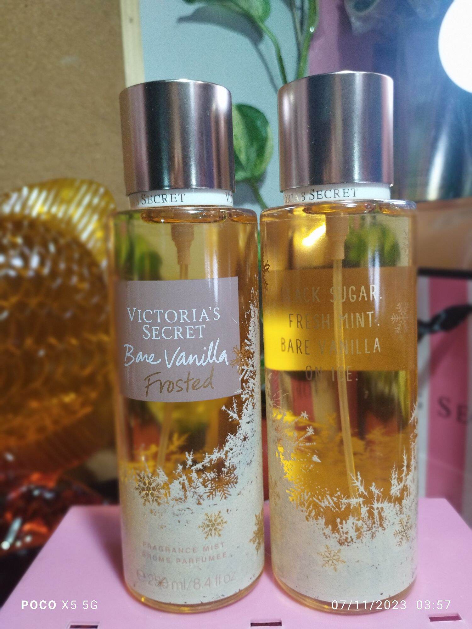🇺🇲Victoria's secret Bare Vanilla Frosted Mist 250ML. 