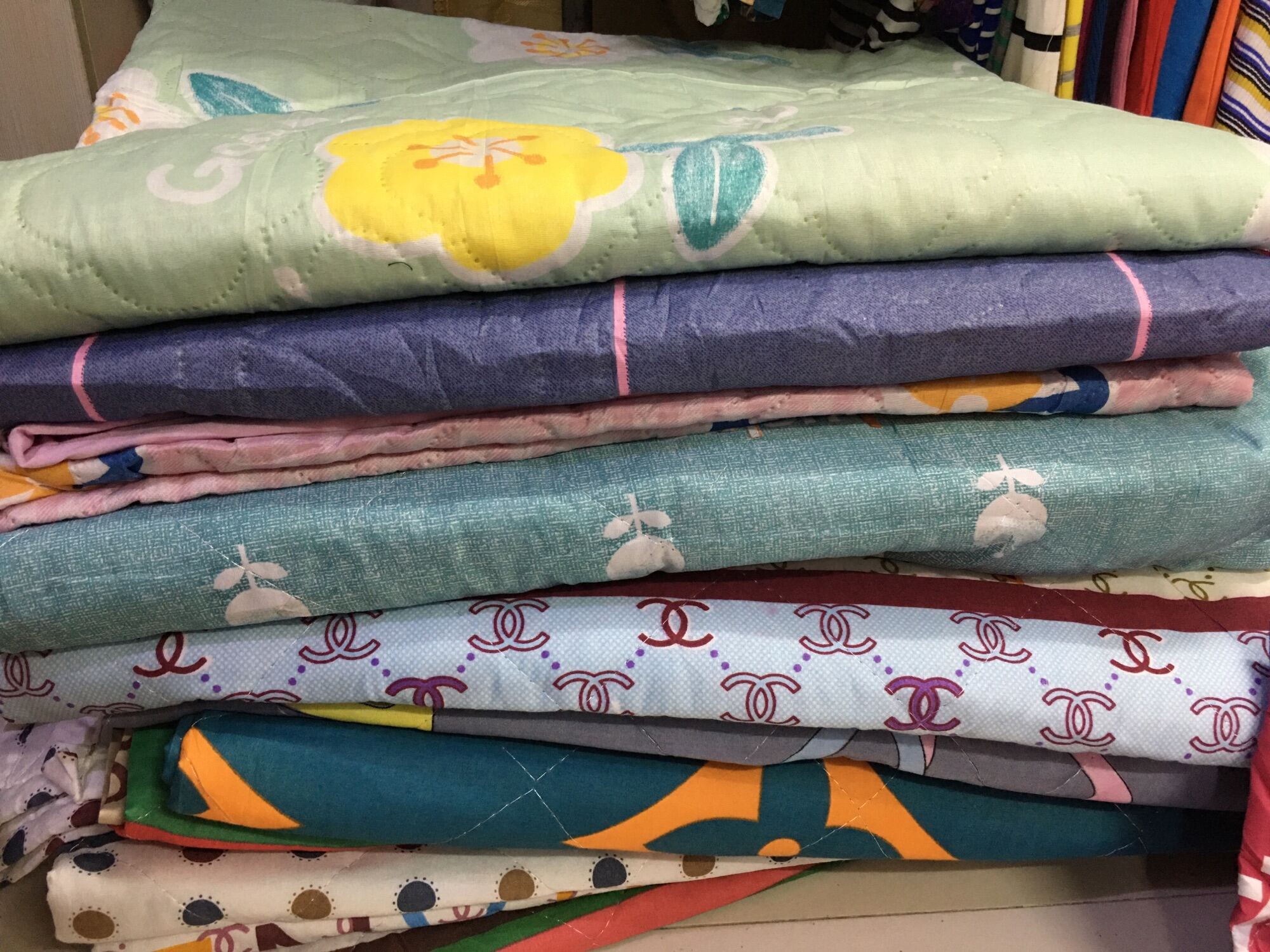 Assorted Cute Designs DOUBLE,QUEEN and KING SIZE Comforter Blanket